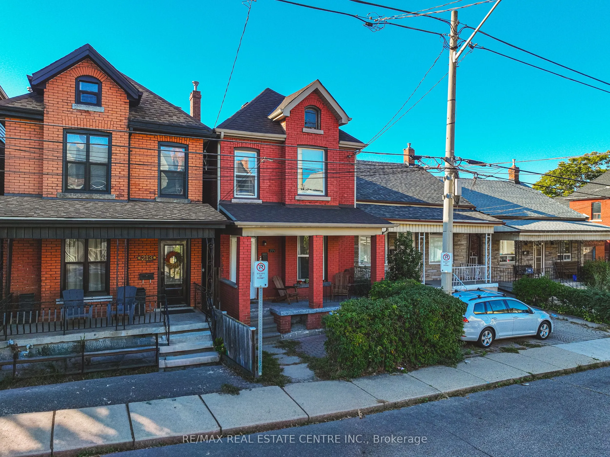 215 Mary Street