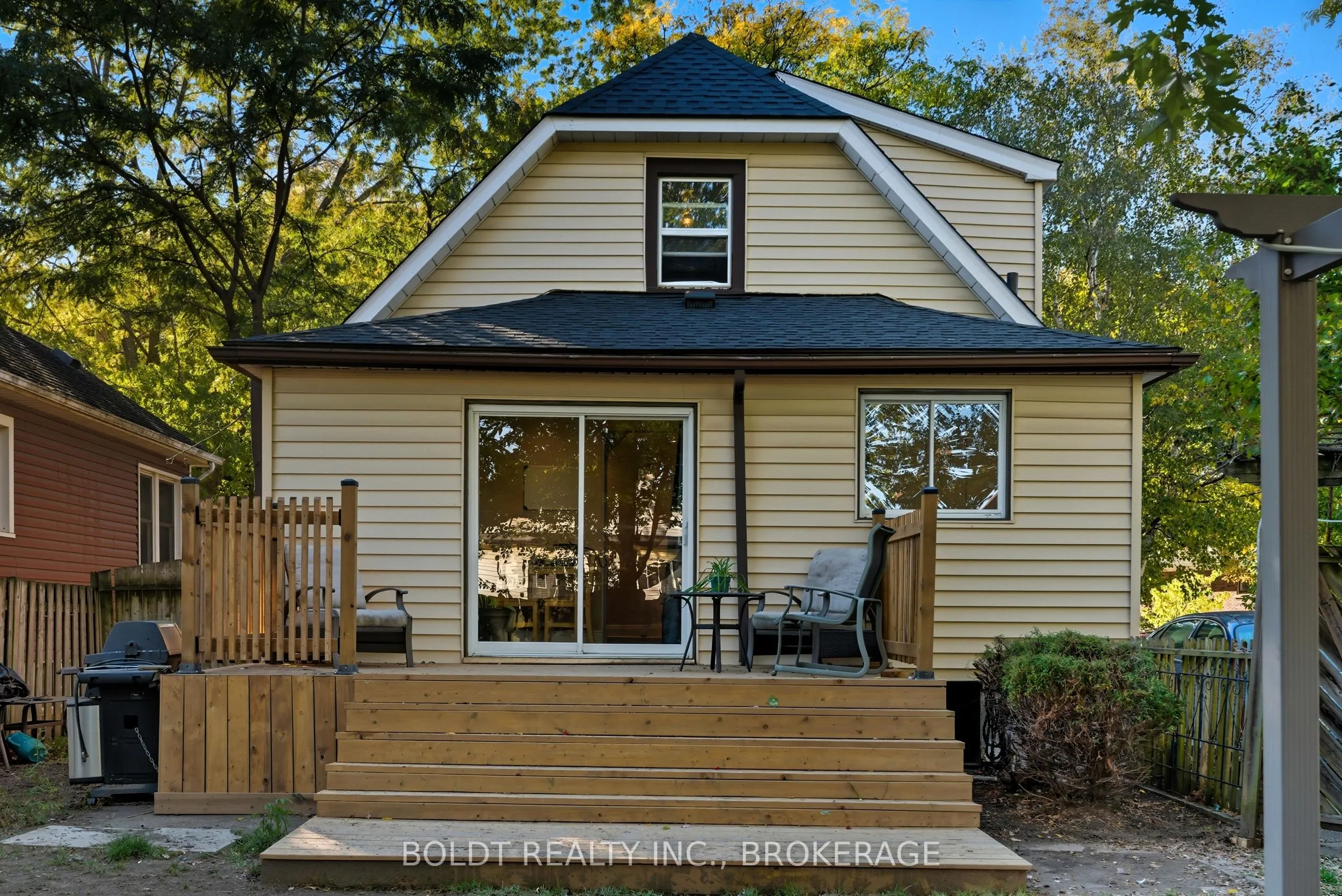 26 Currie Street