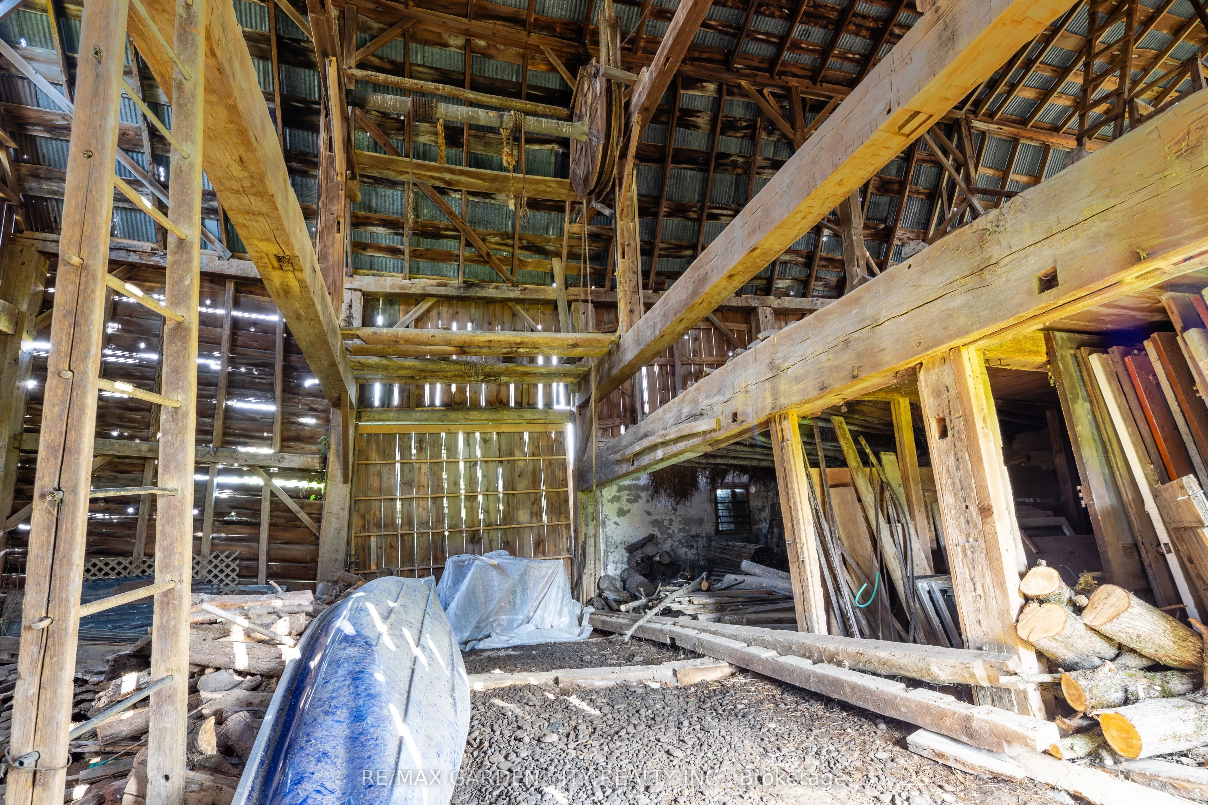 2432 Seburn Road