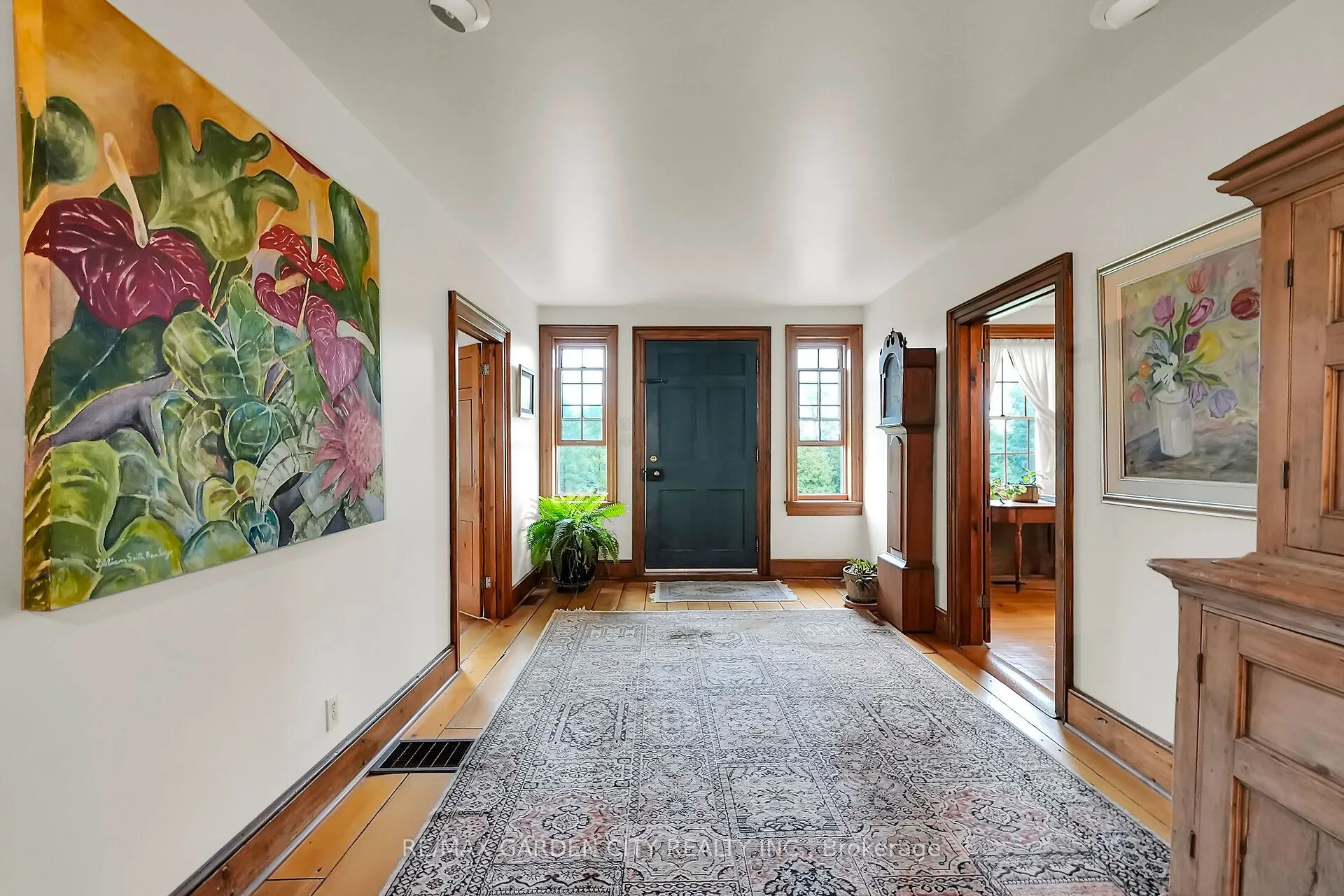 2432 Seburn Road