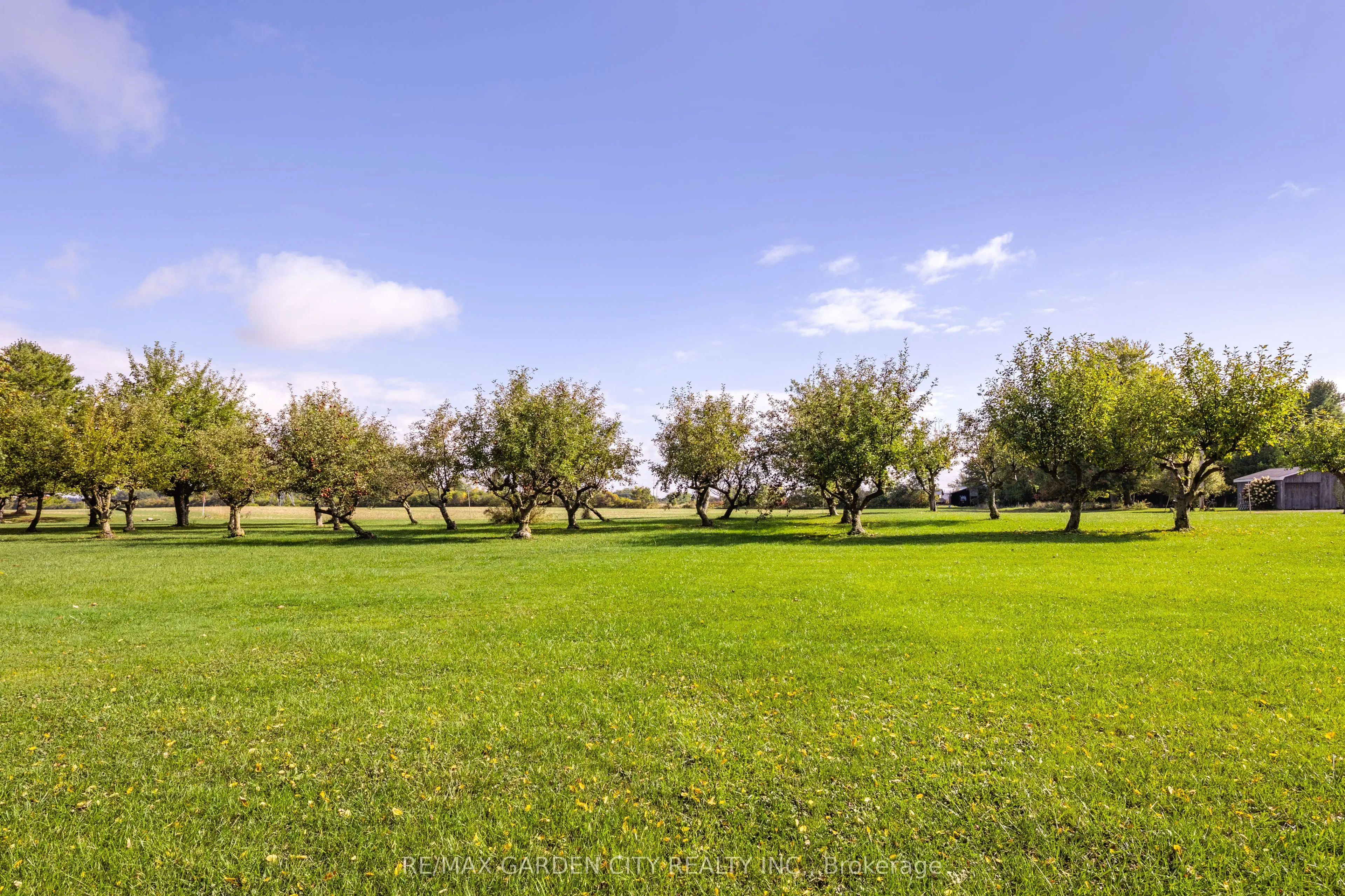 2432 Seburn Road