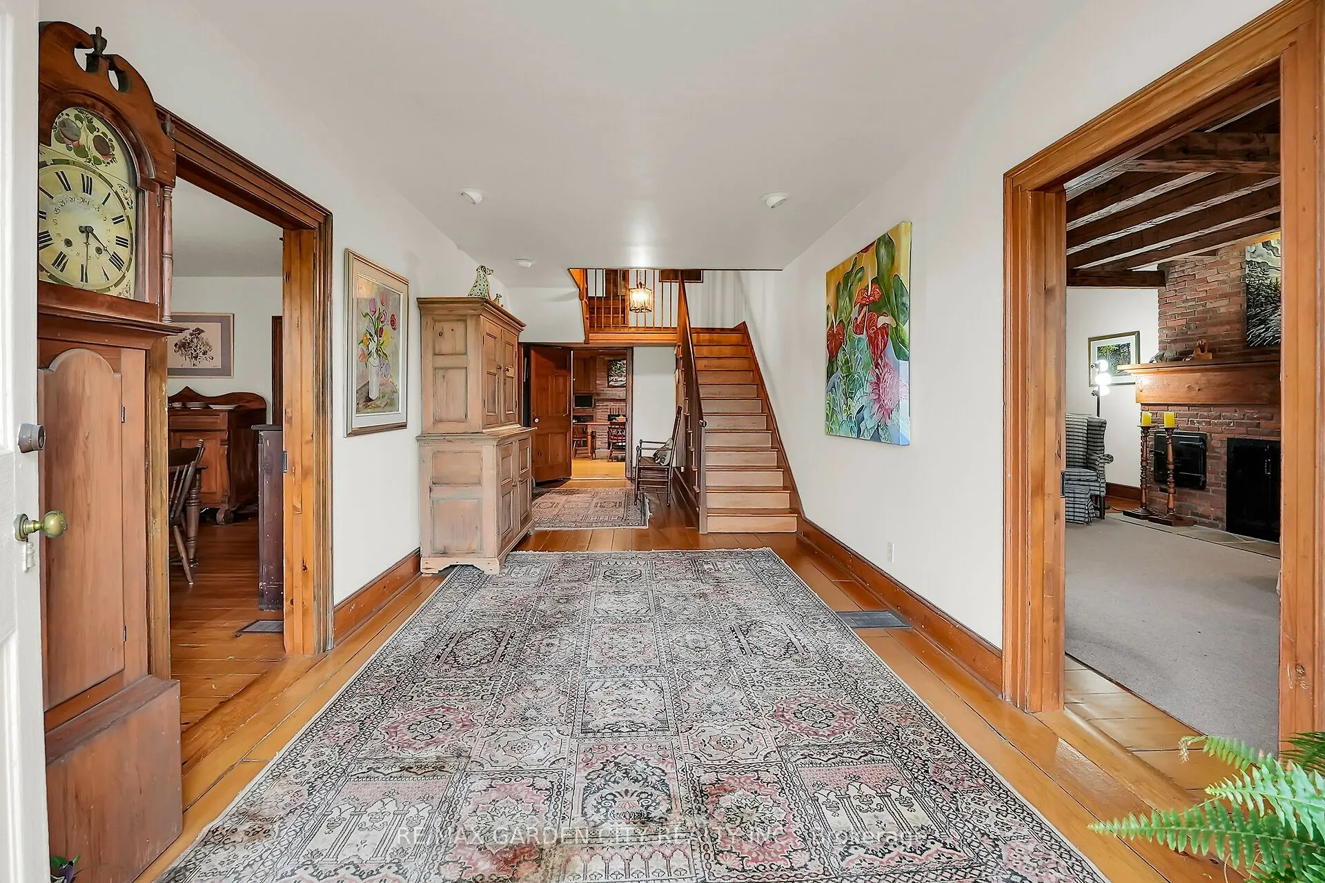 2432 Seburn Road