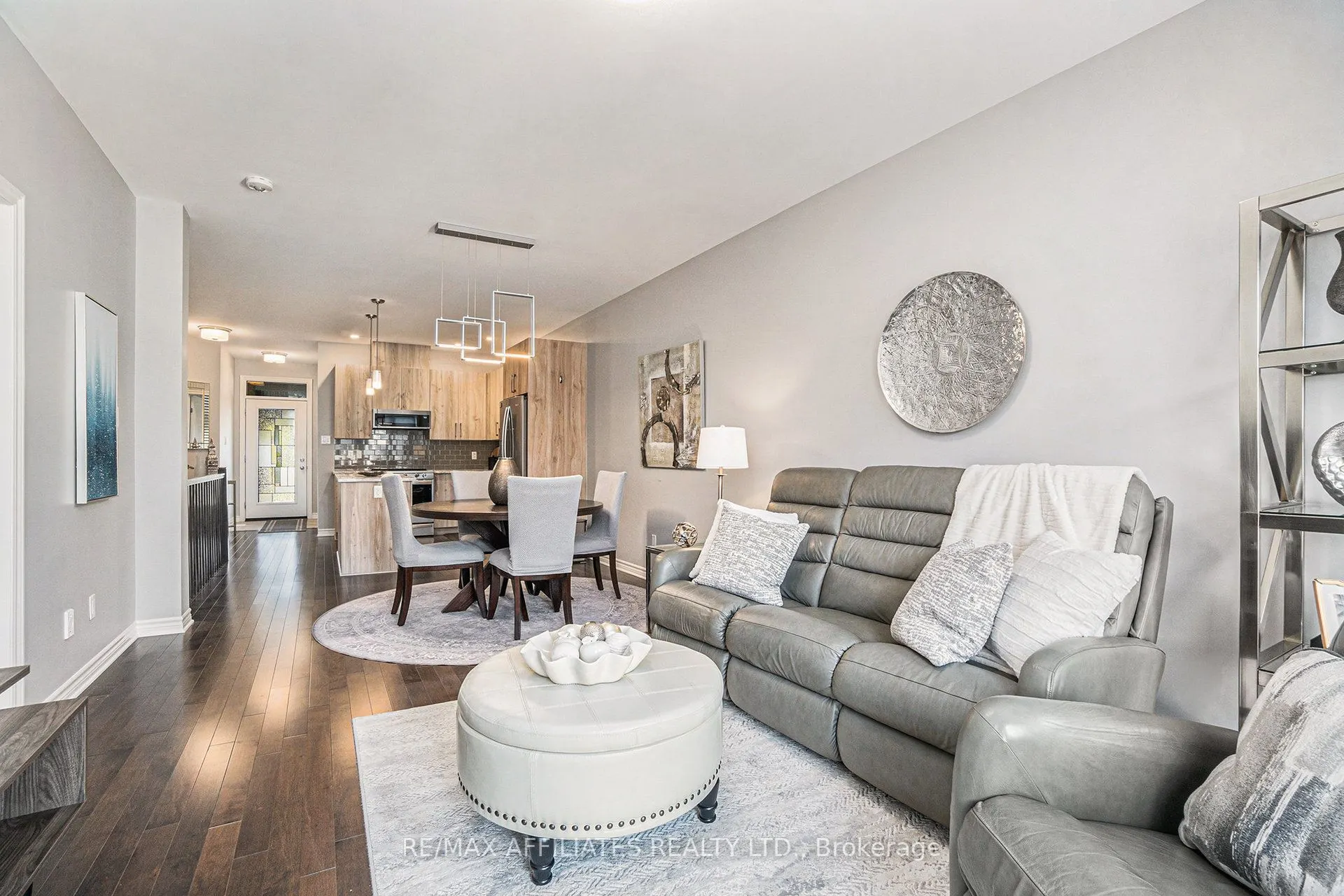 812 Tewin Circle