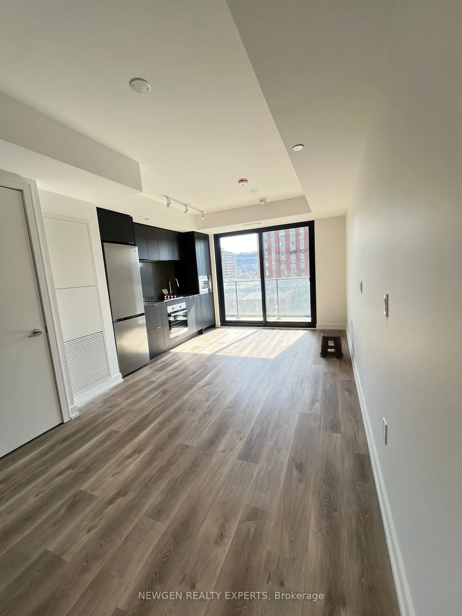 1 Jarvis Street, #603