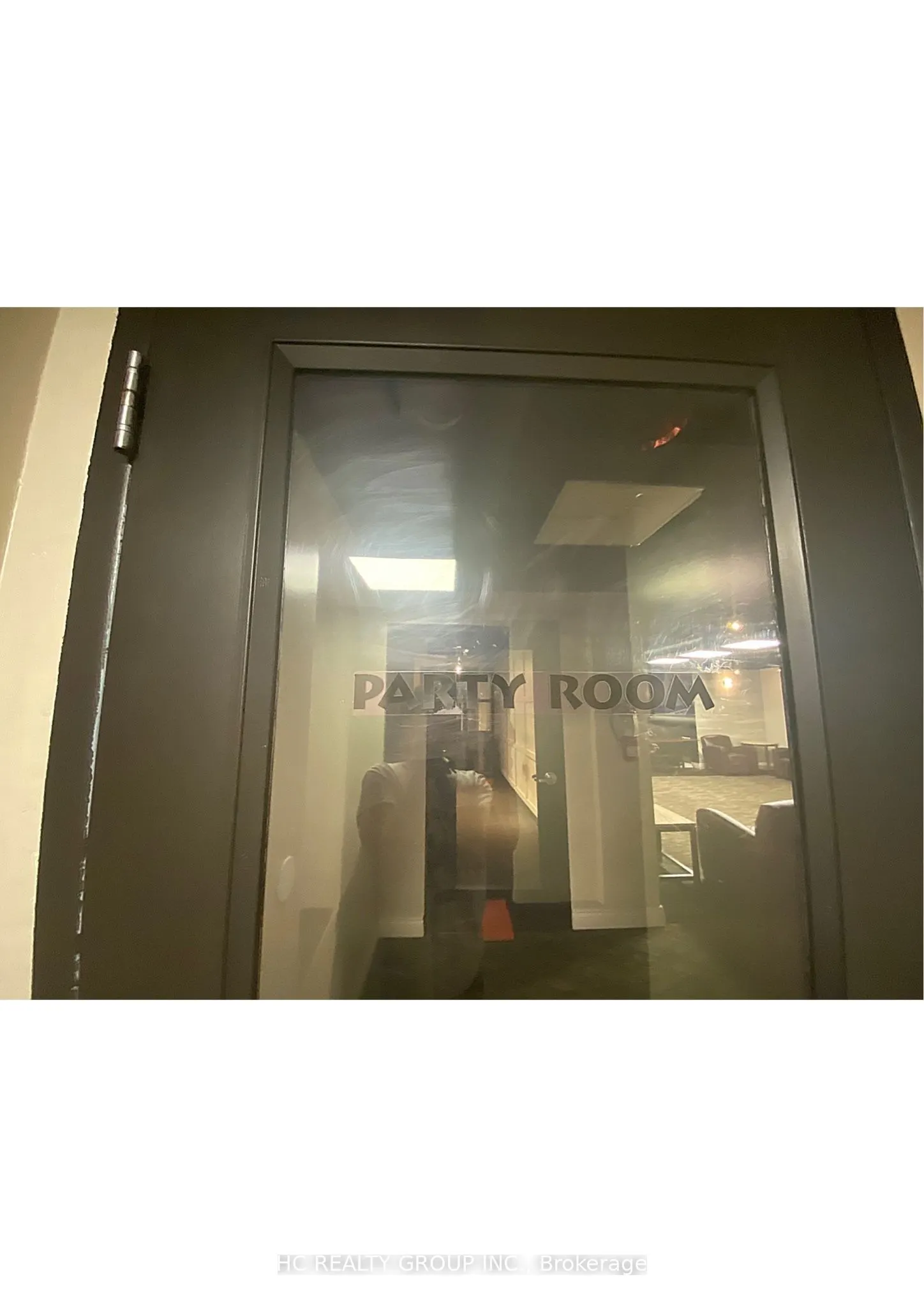 150 Charlton Avenue E, #1903