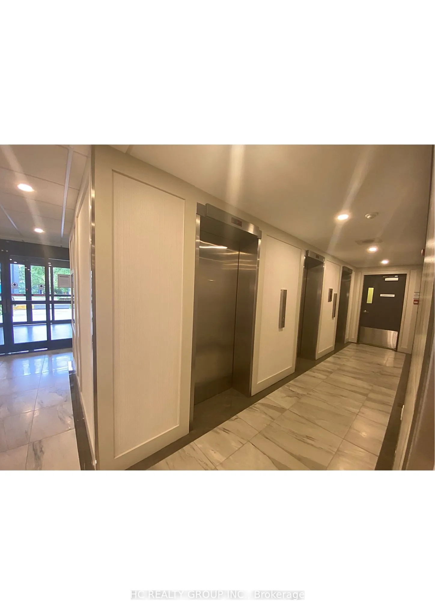 150 Charlton Avenue E, #1903