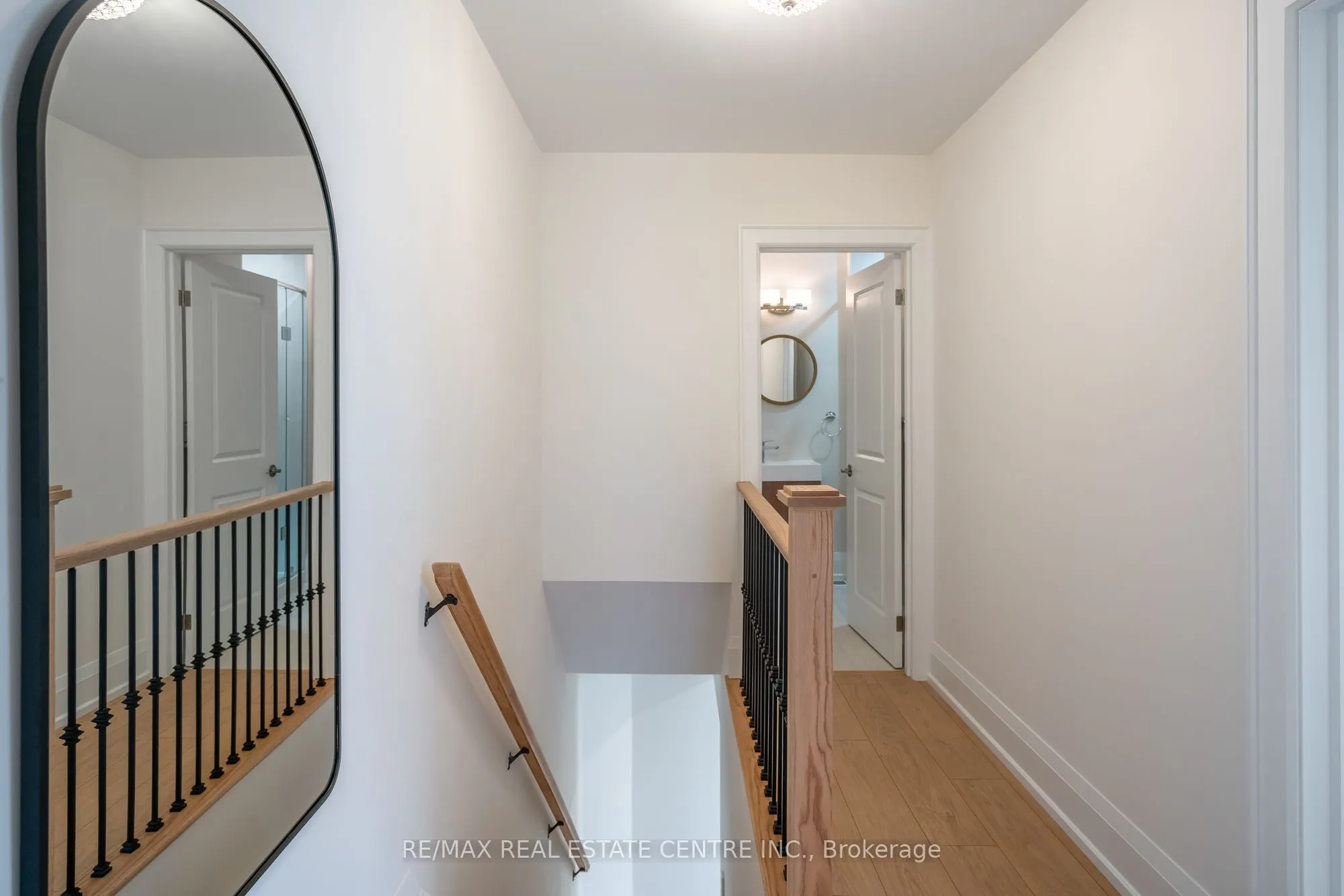 318 Clarence Street