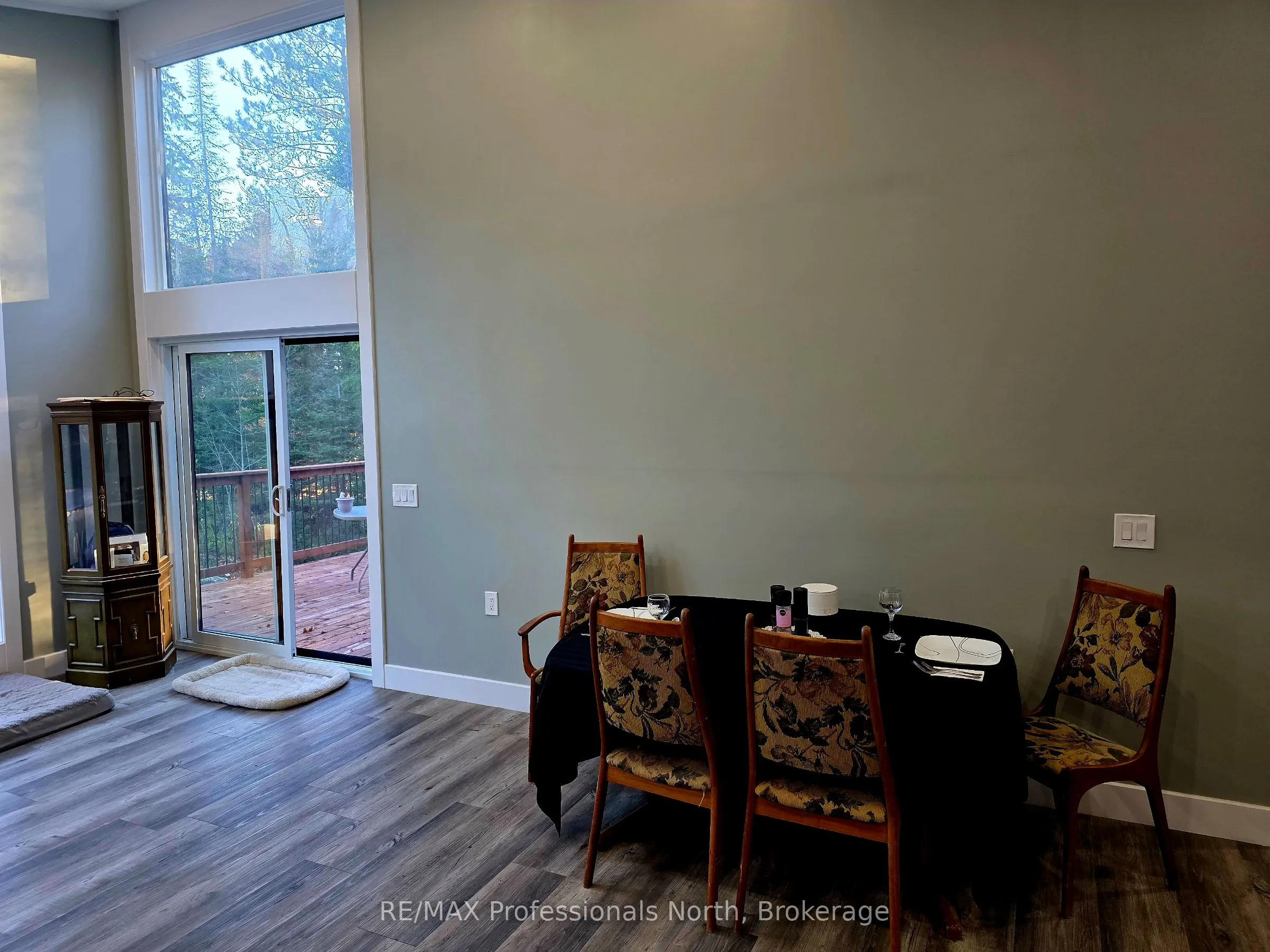 816 Second Avenue