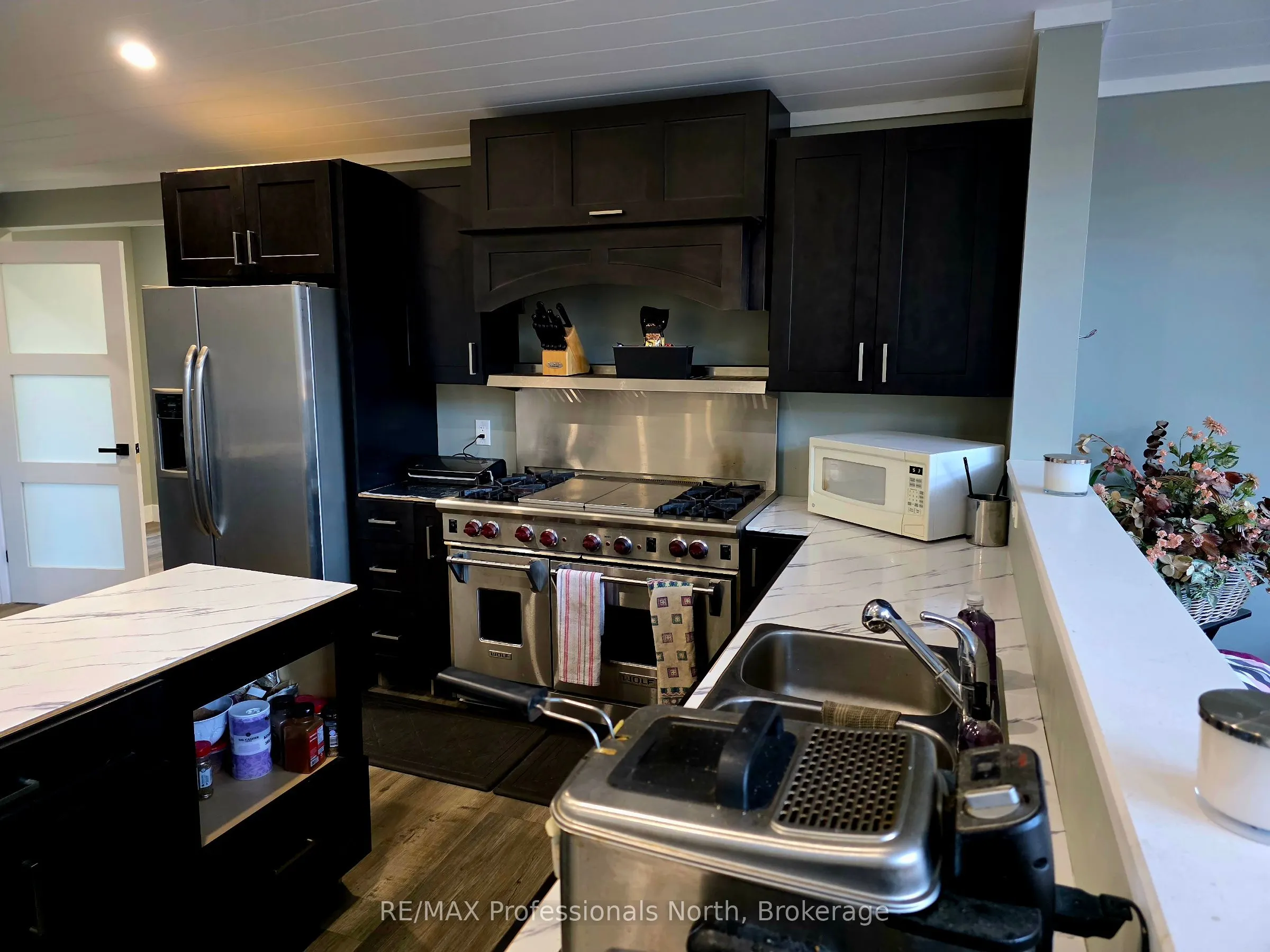 816 Second Avenue