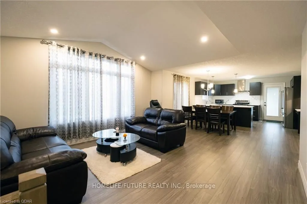 43 Chelford Crescent
