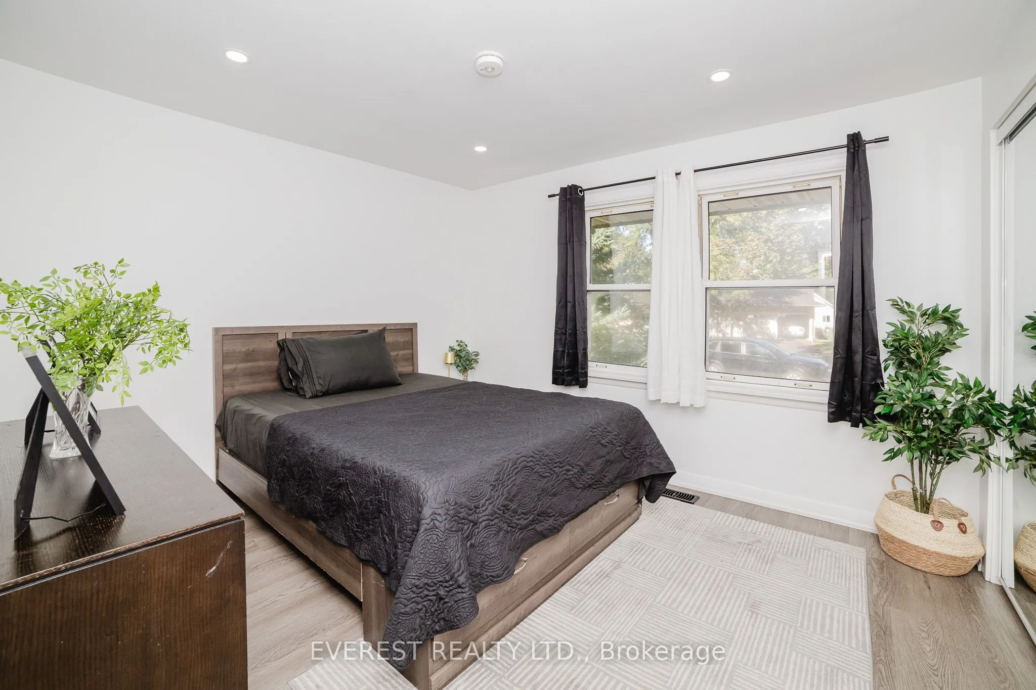 225 Woodhaven Road