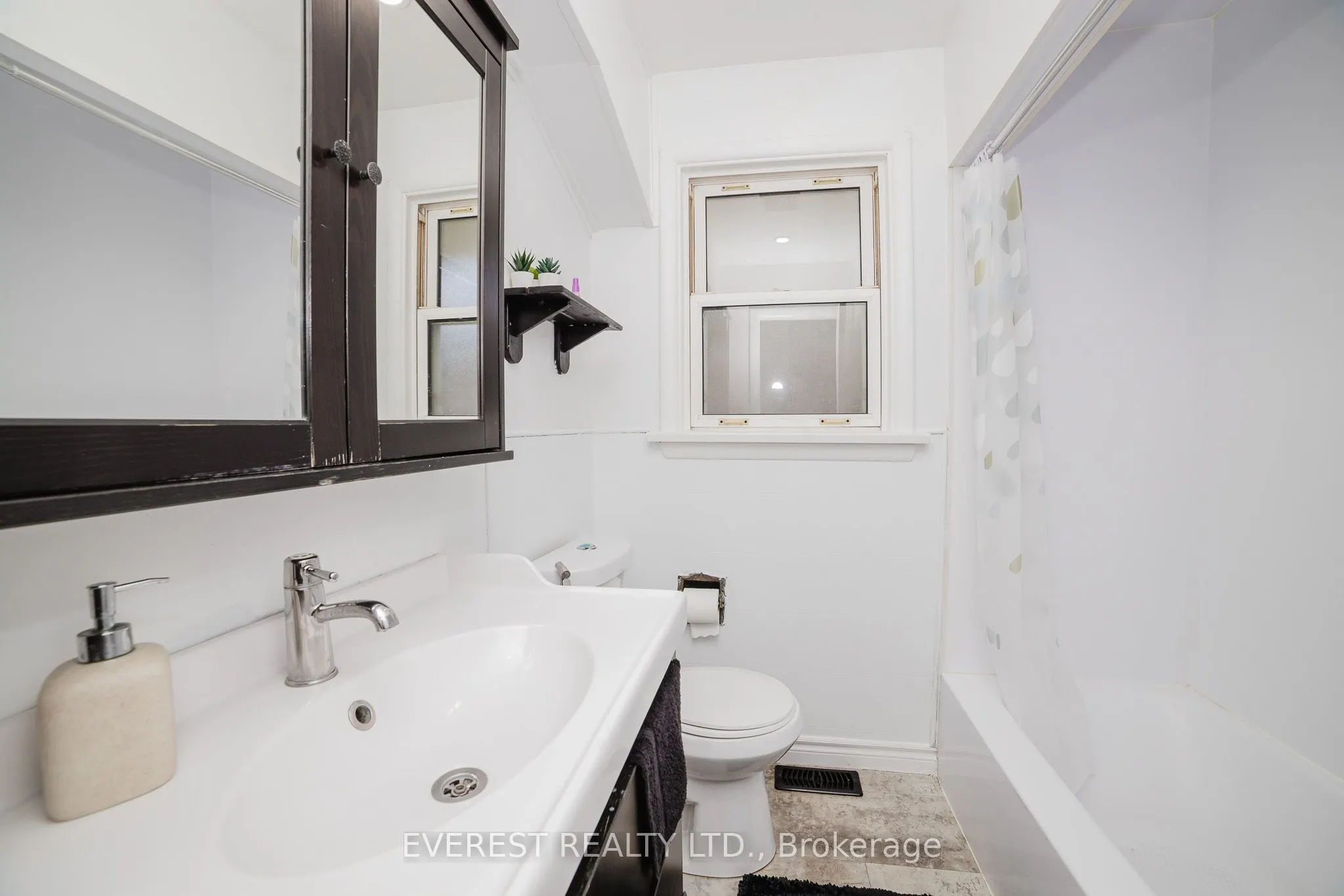 225 Woodhaven Road