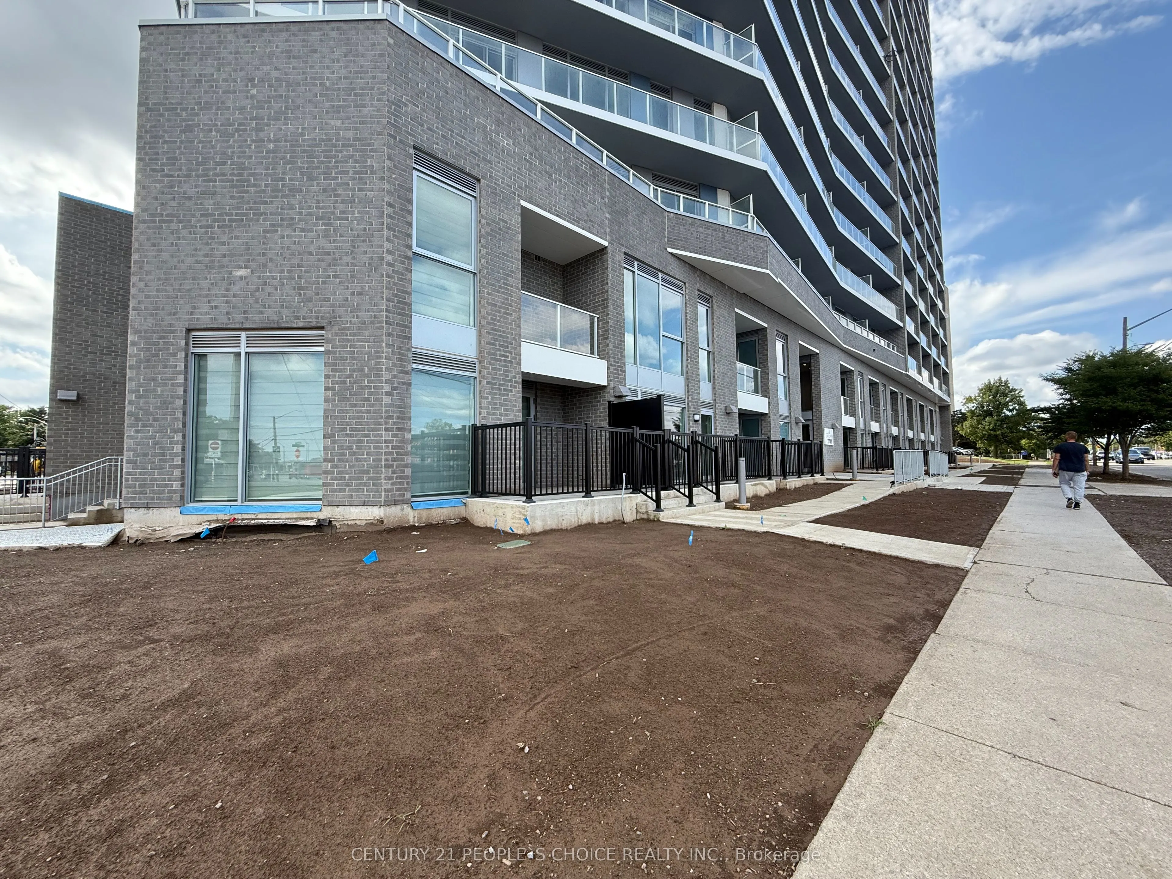 2782 Barton Estates E, #106