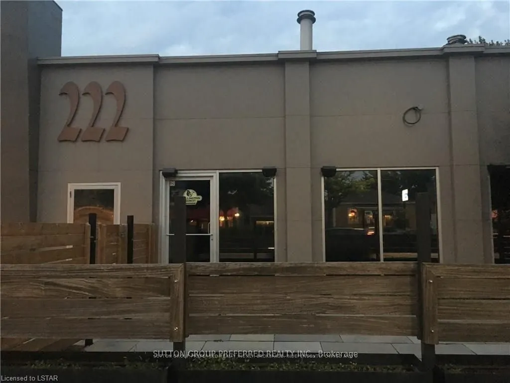 222 WELLINGTON Street, #102