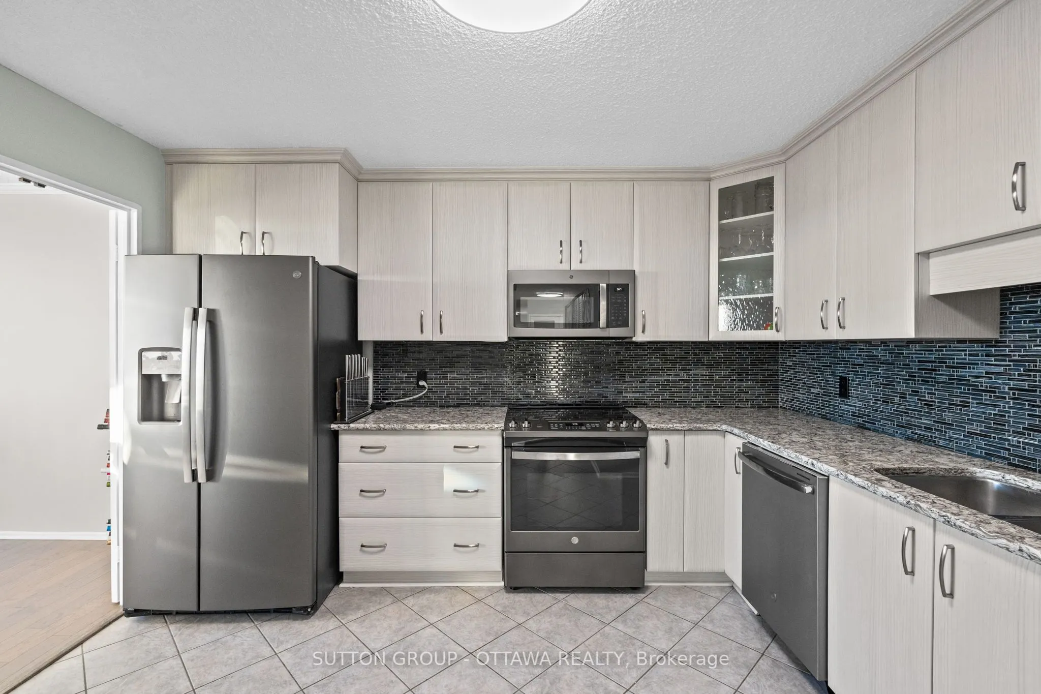 3360 Southgate Road, #2002