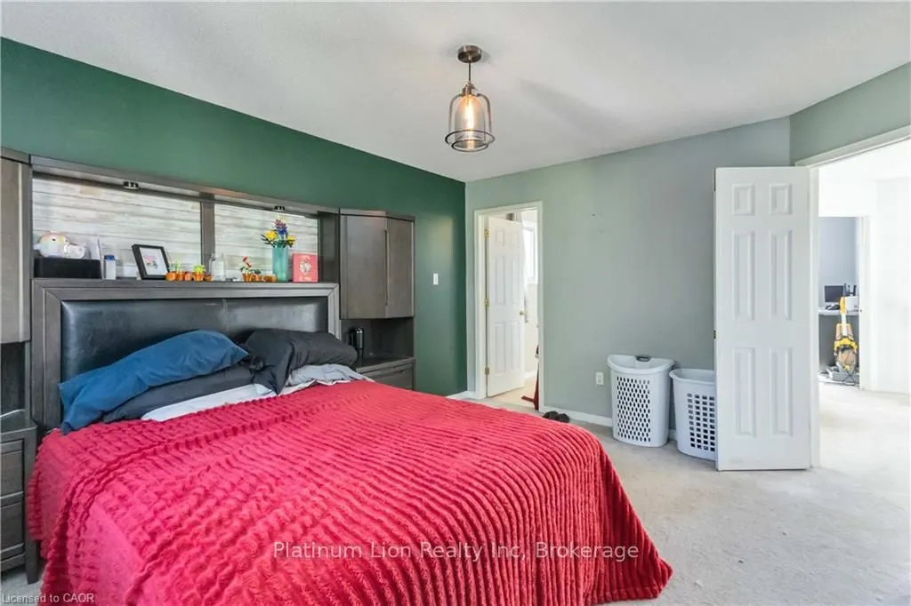 21 Axford Parkway