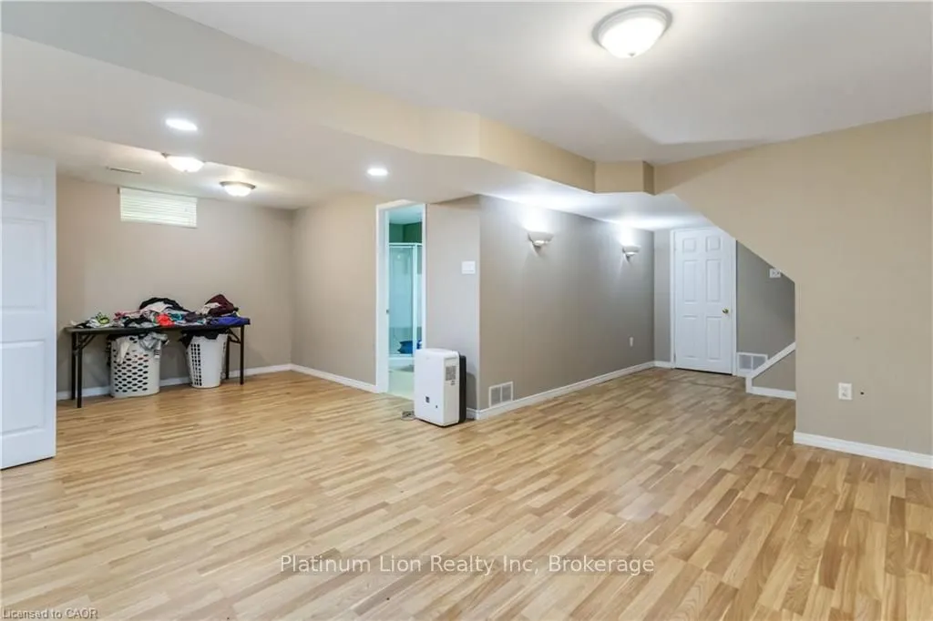 21 Axford Parkway