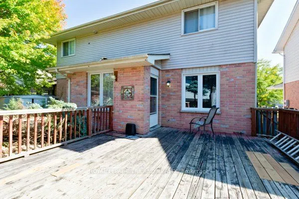 26 Redwood Lane