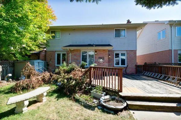 26 Redwood Lane