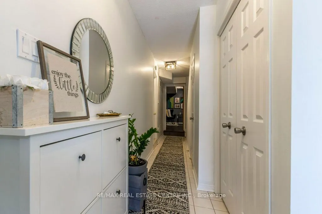 26 Moss Boulevard, #77