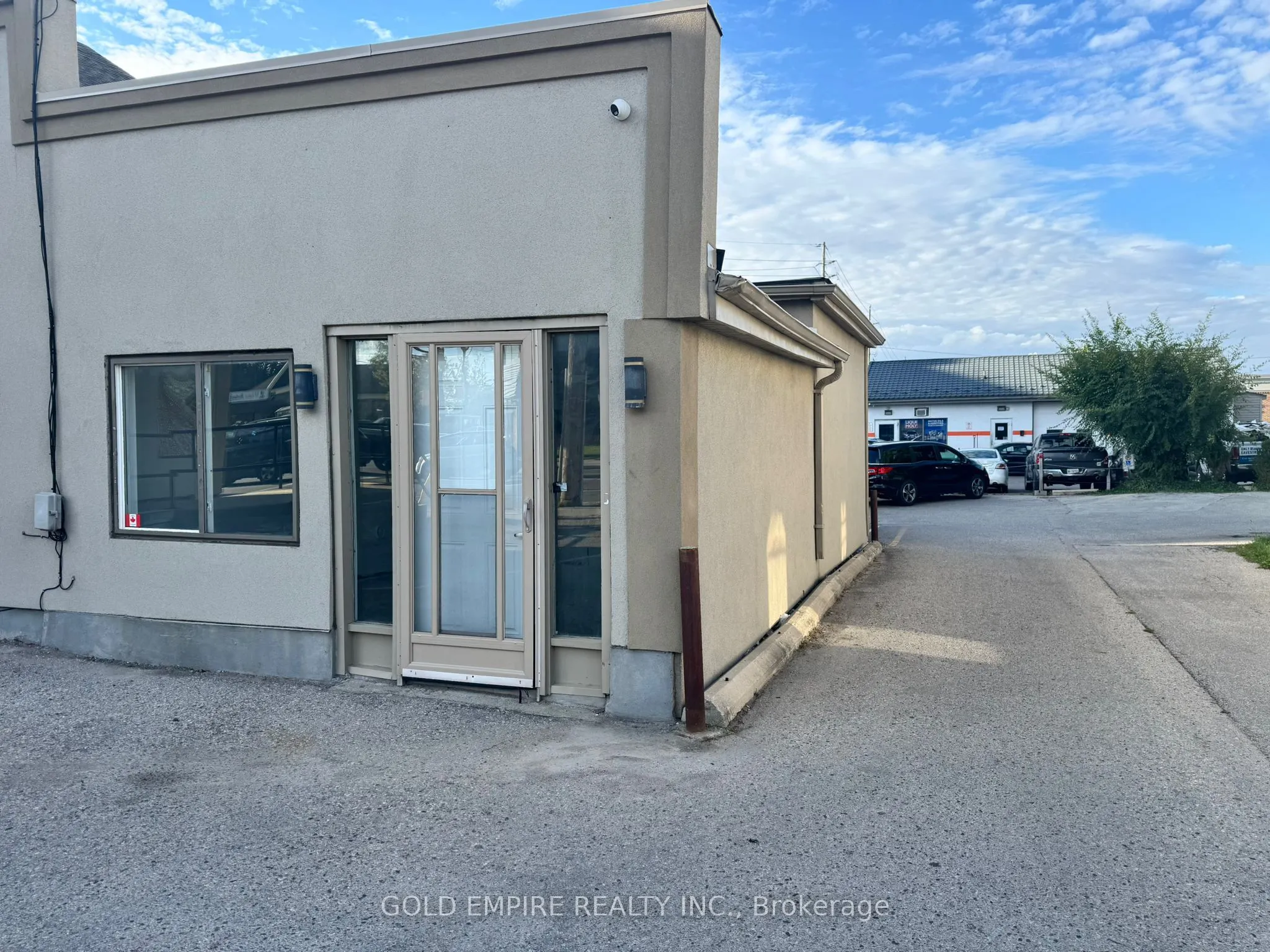 1041 Gainsborough Road