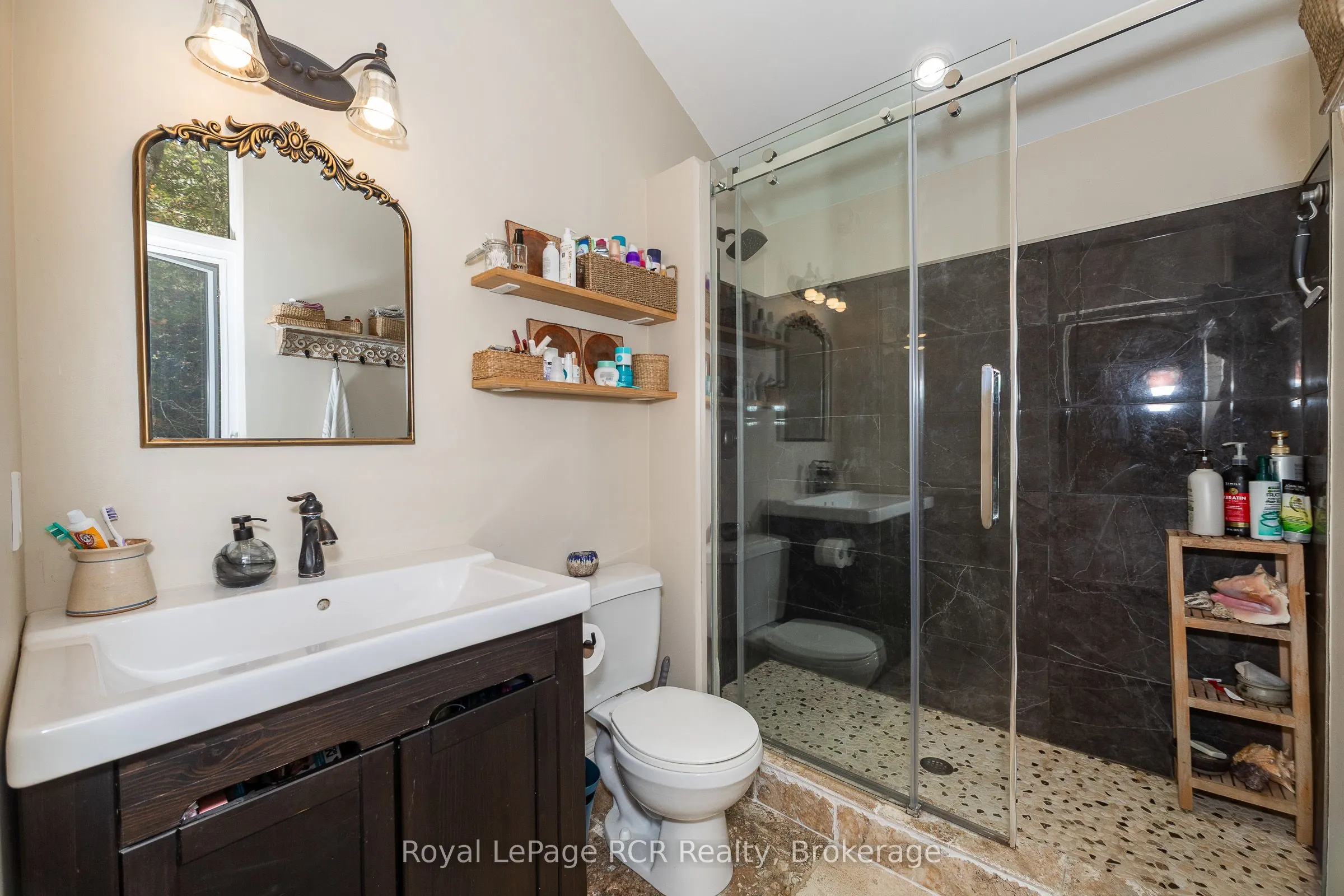 360458 Road 160
