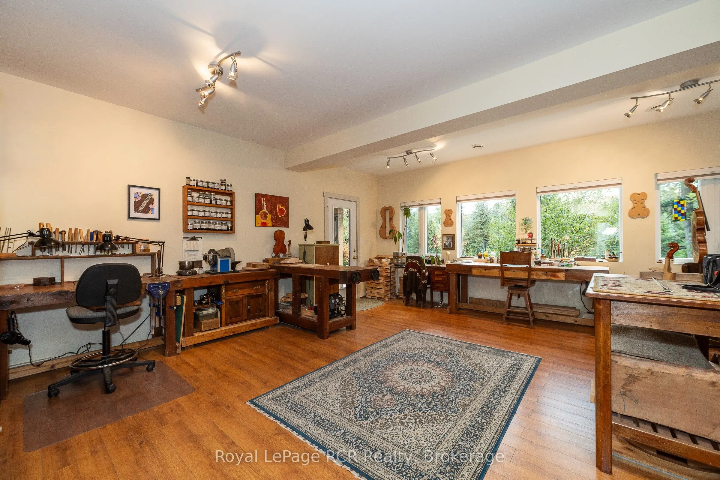 360458 Road 160