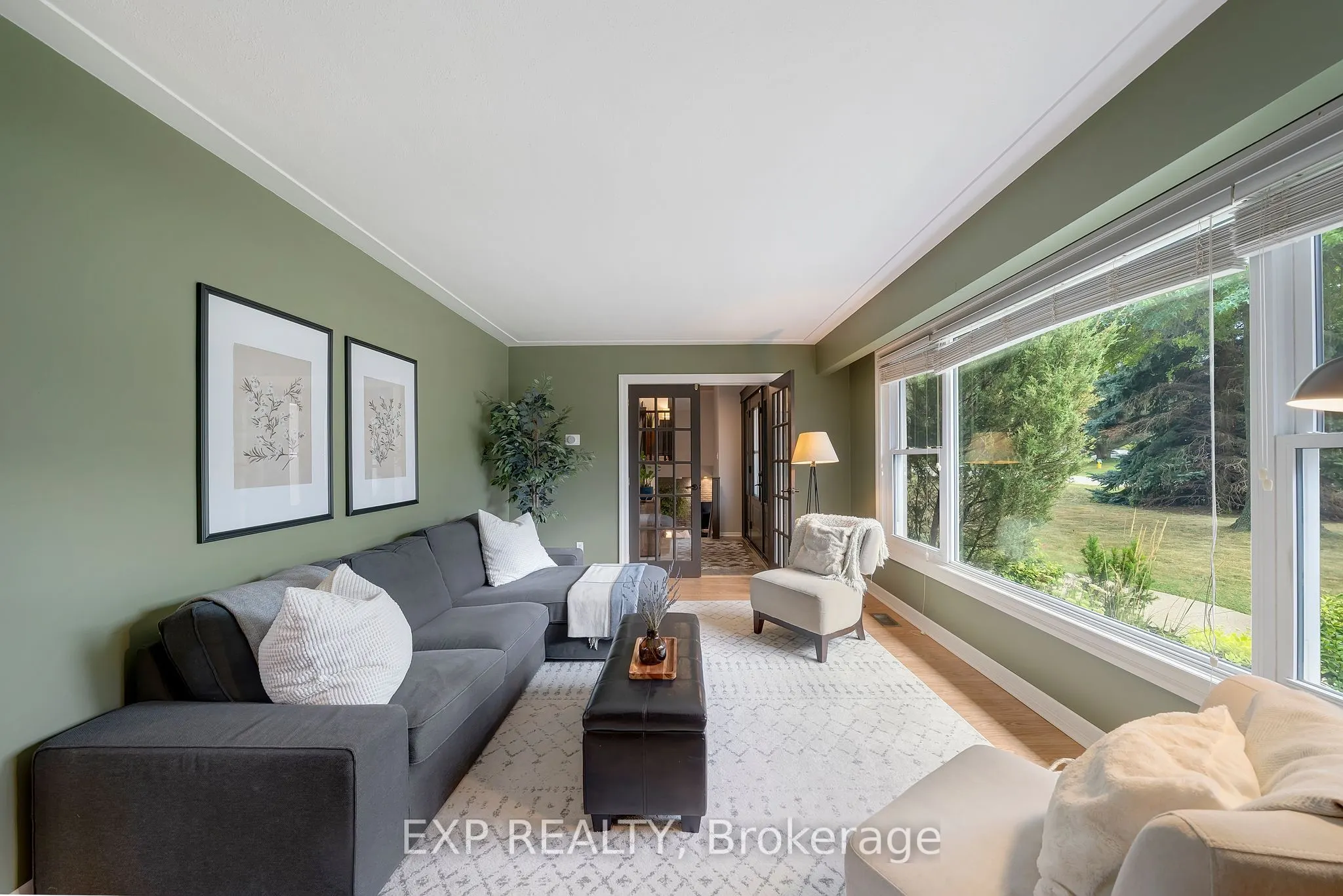 7 Redwood Drive