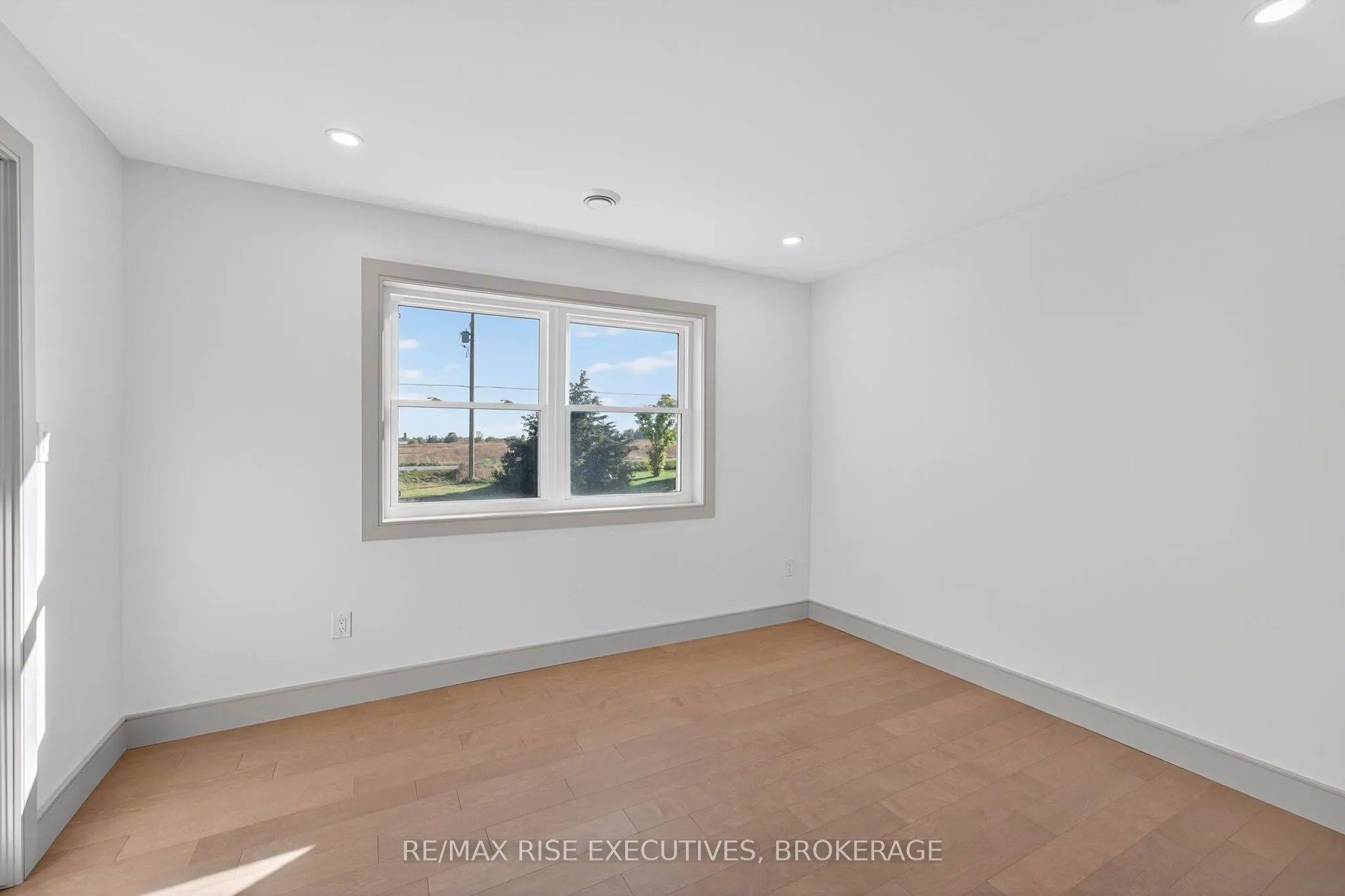 2206 Sands Road
