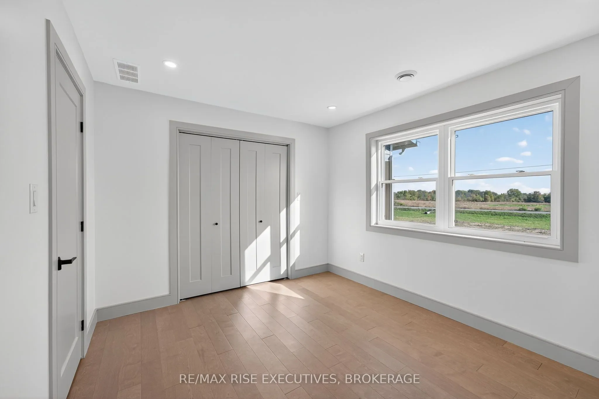 2206 Sands Road