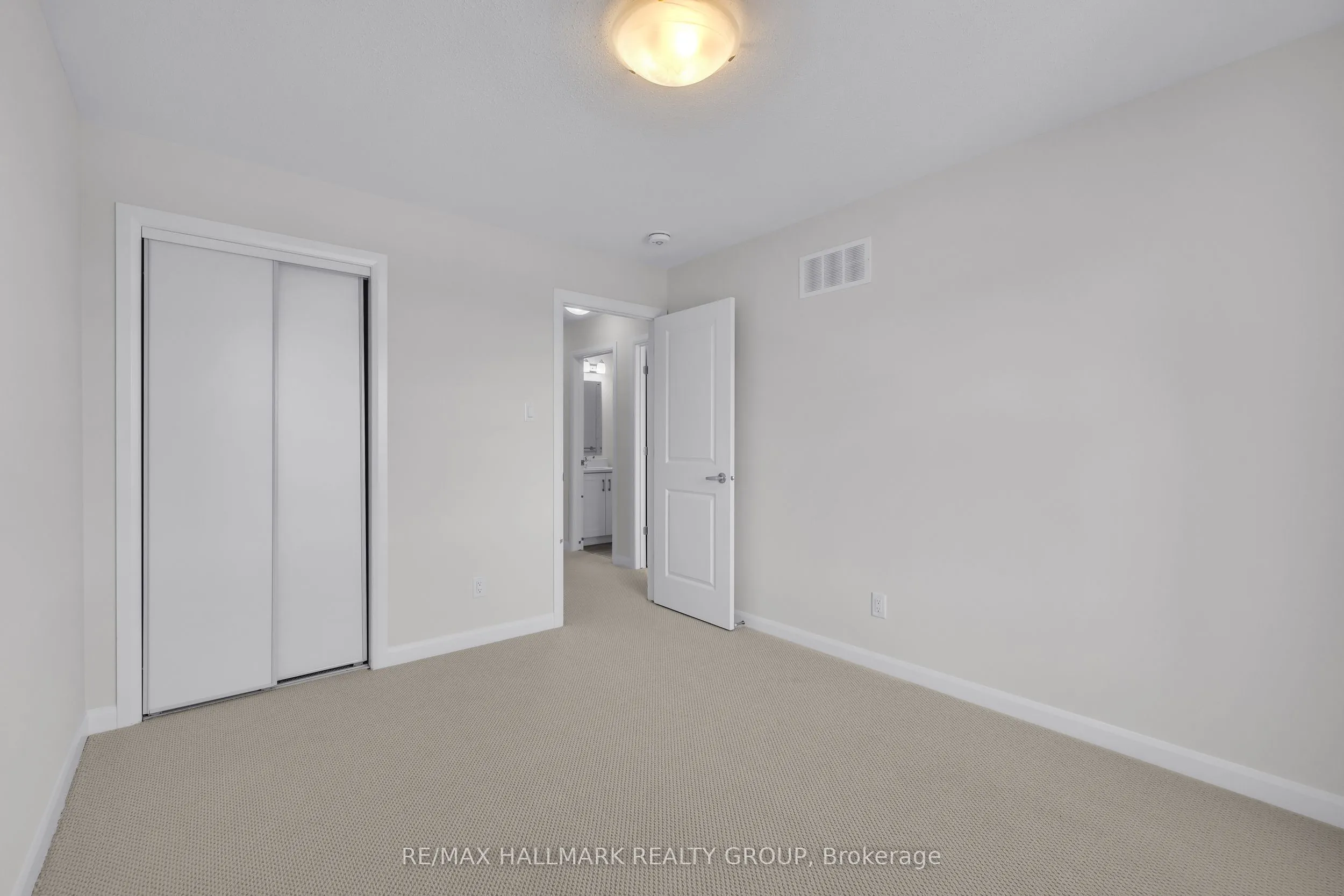 2526 Espirit Drive