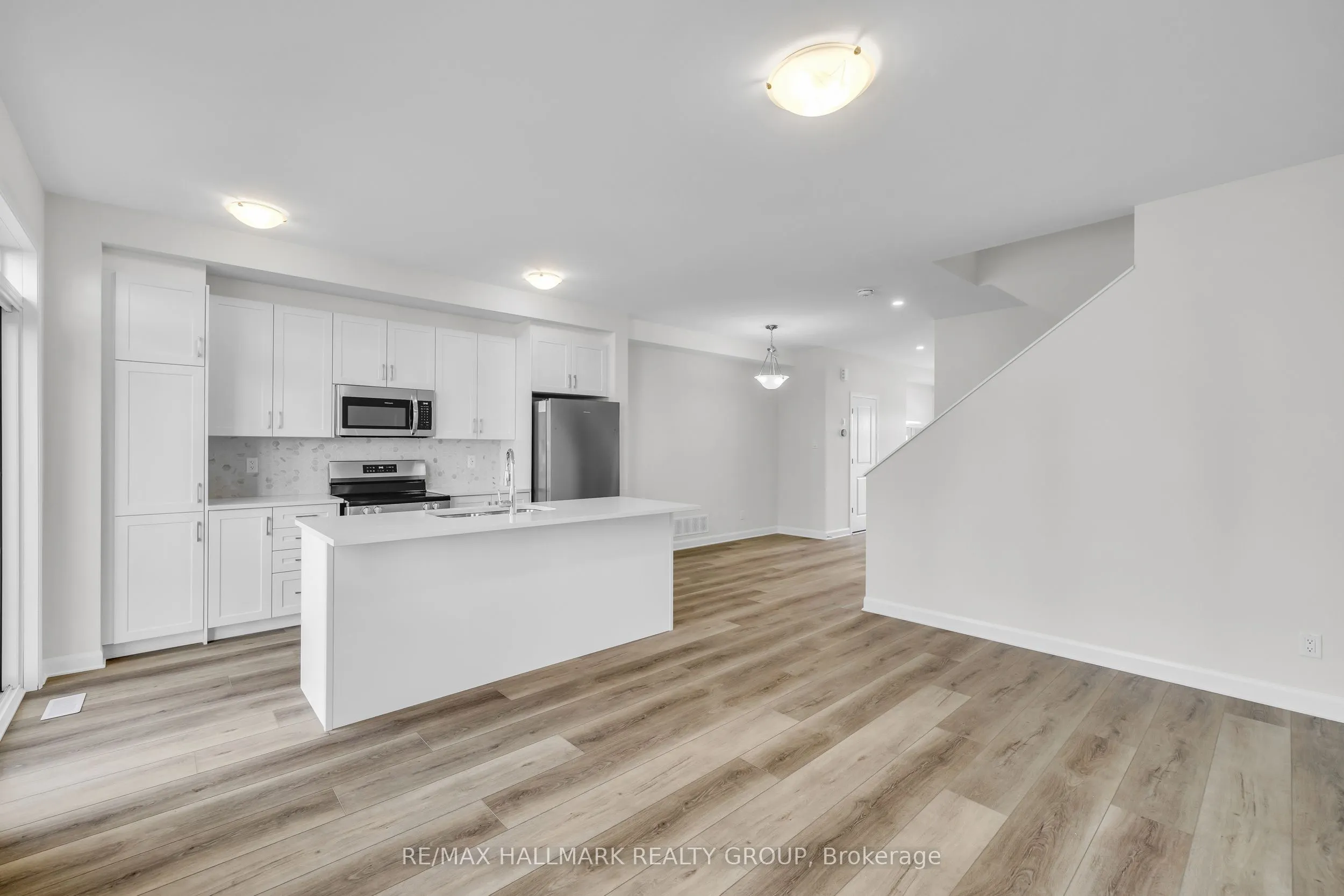 2526 Espirit Drive