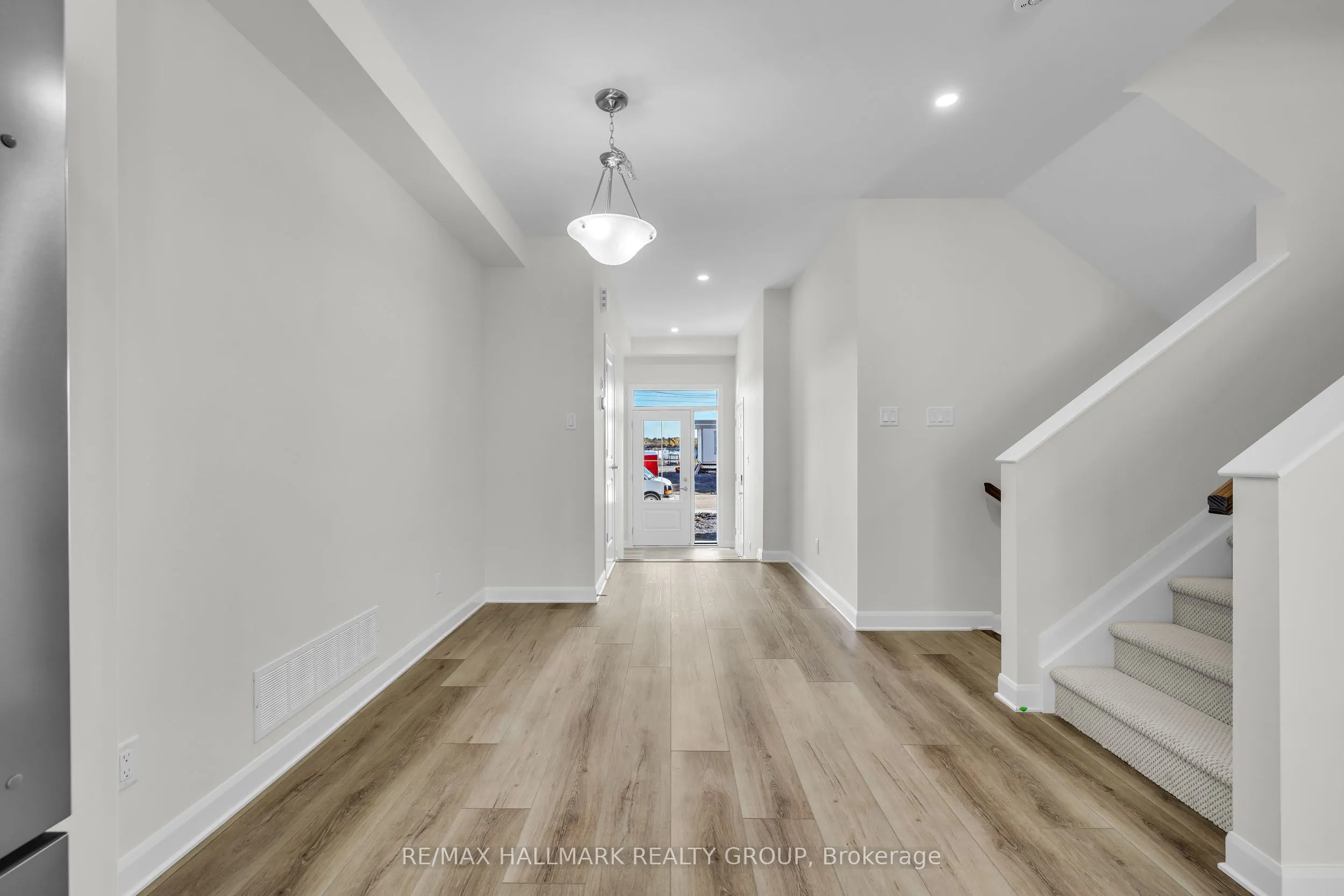 2526 Espirit Drive