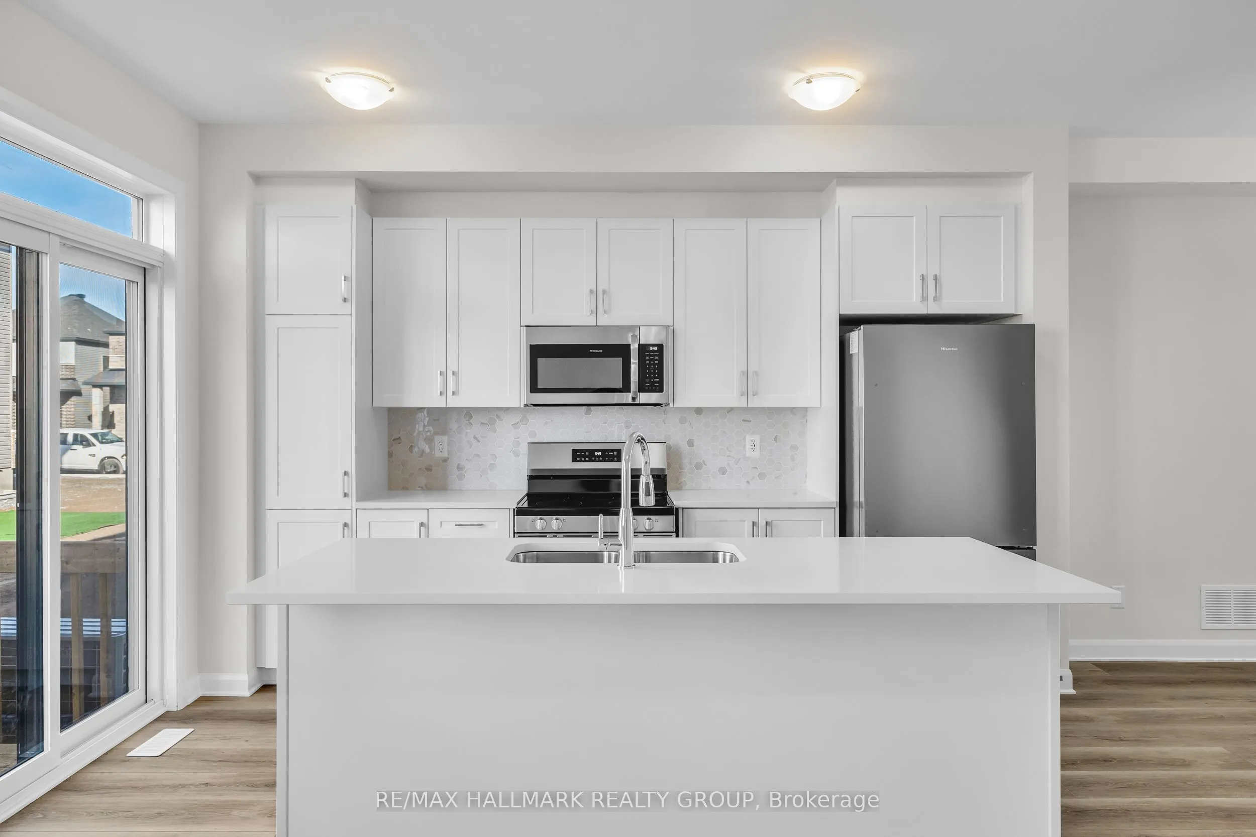 2526 Espirit Drive
