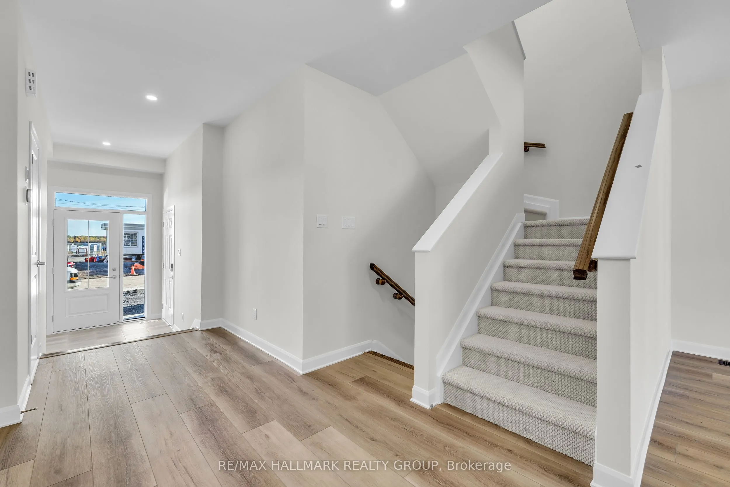 2526 Espirit Drive