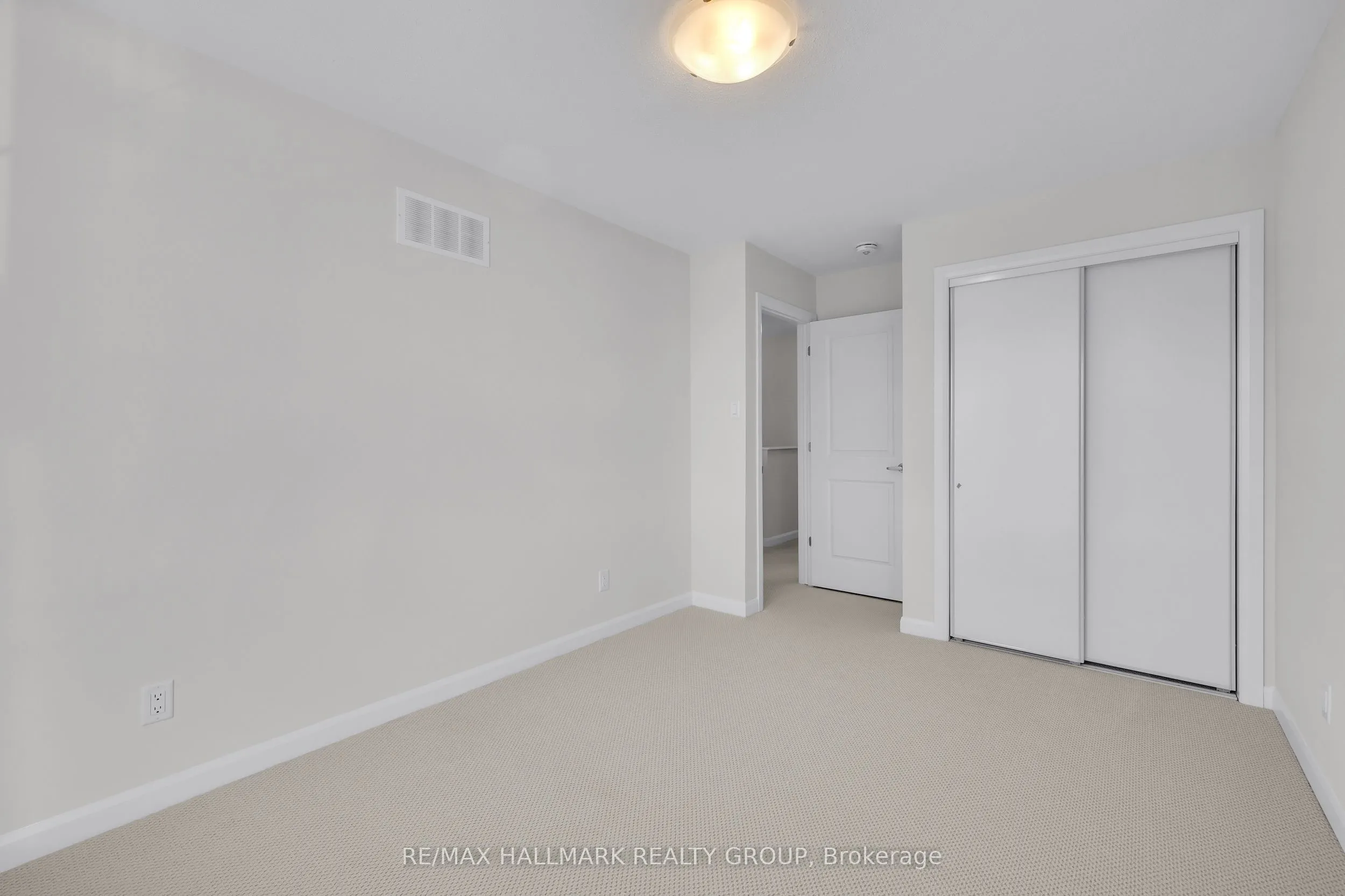 2526 Espirit Drive