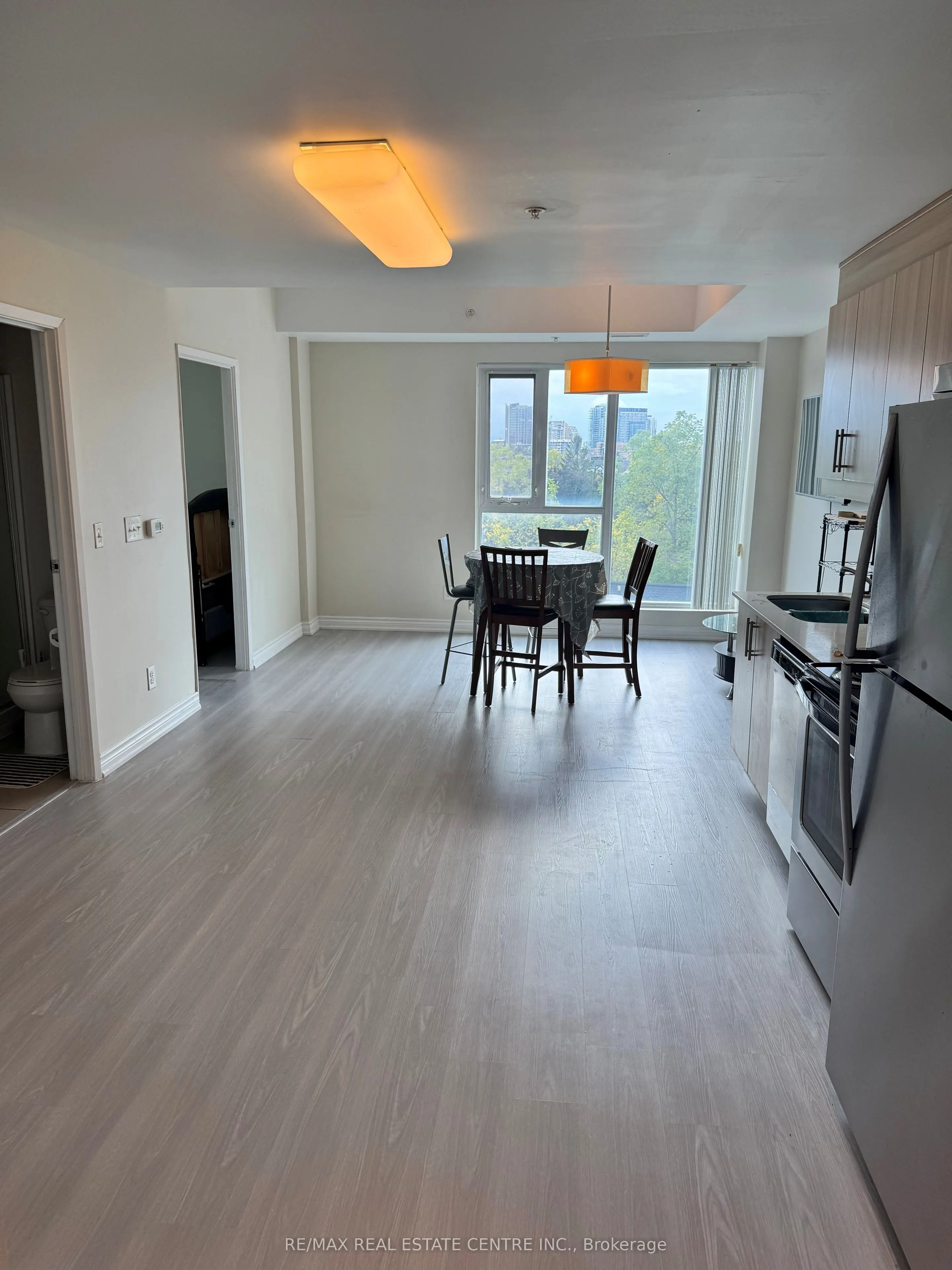 160 King Street N, #502