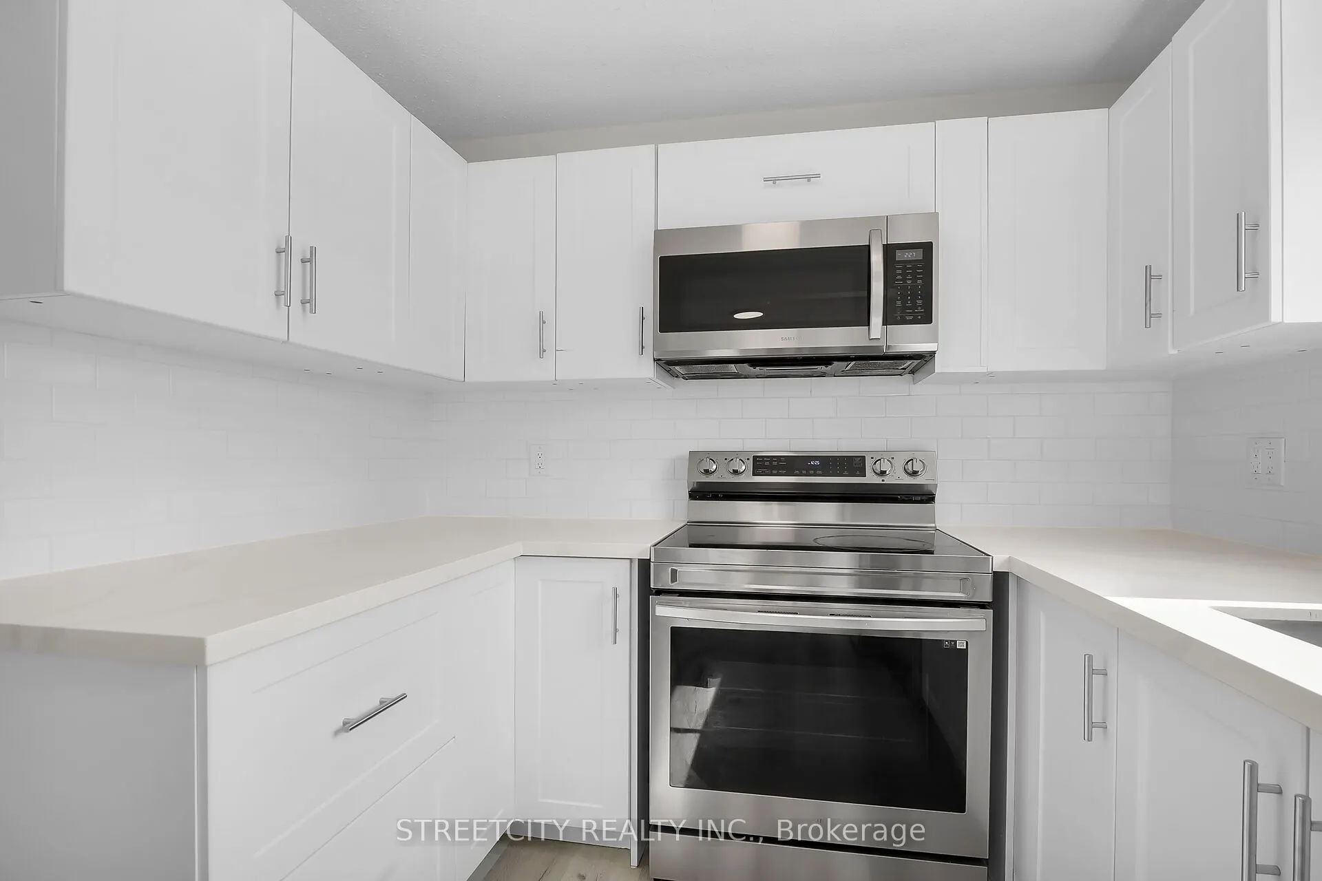 402 Homestead Court, #26