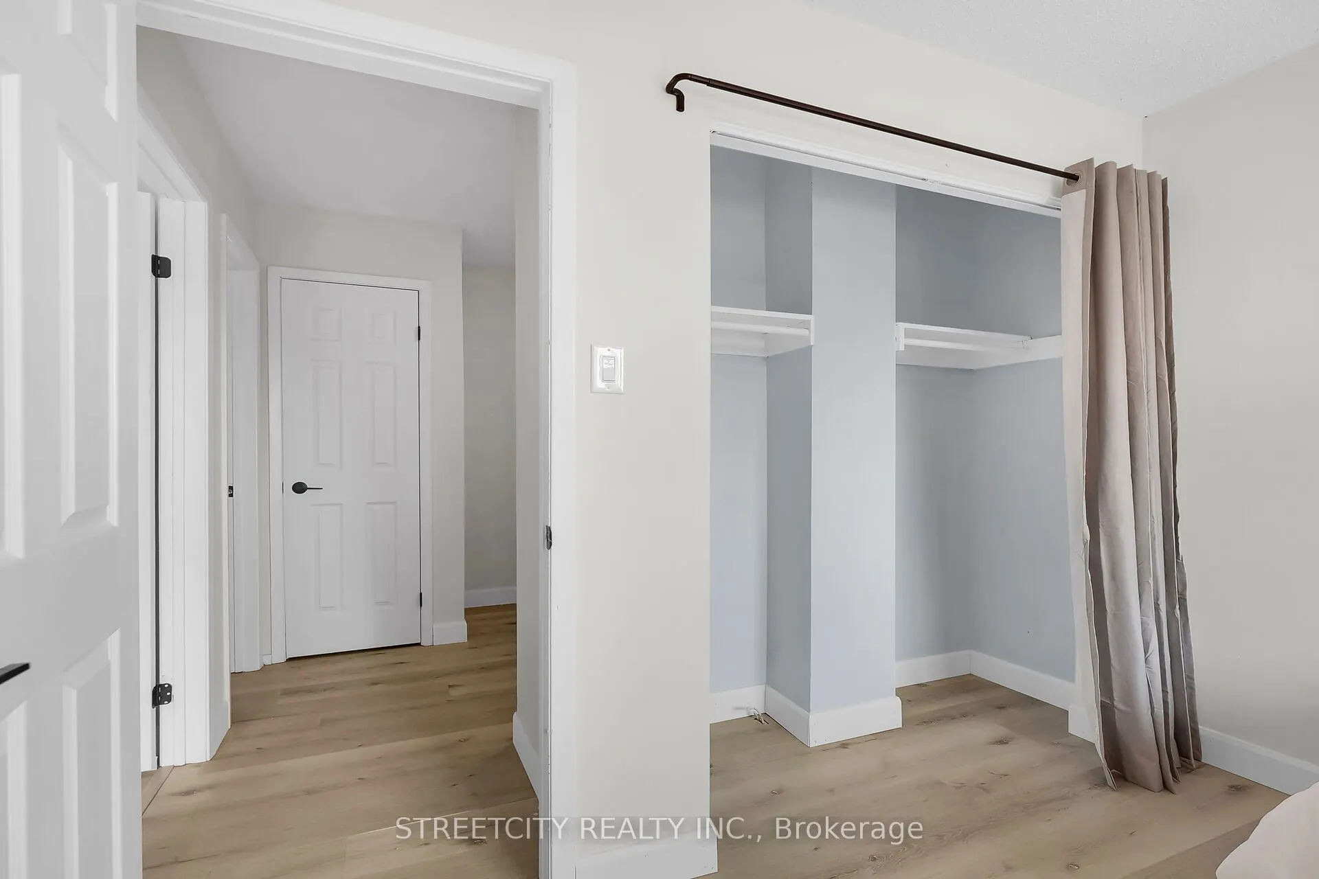 402 Homestead Court, #26