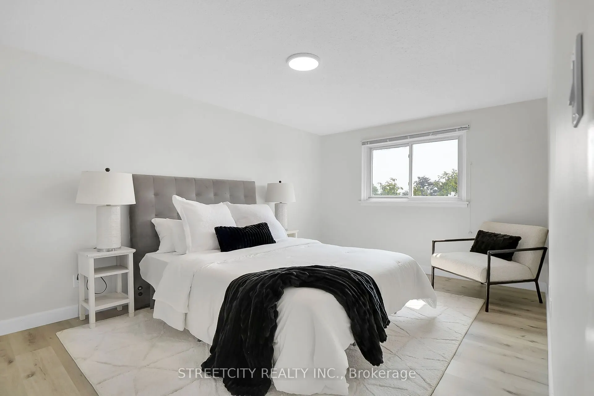 402 Homestead Court, #26