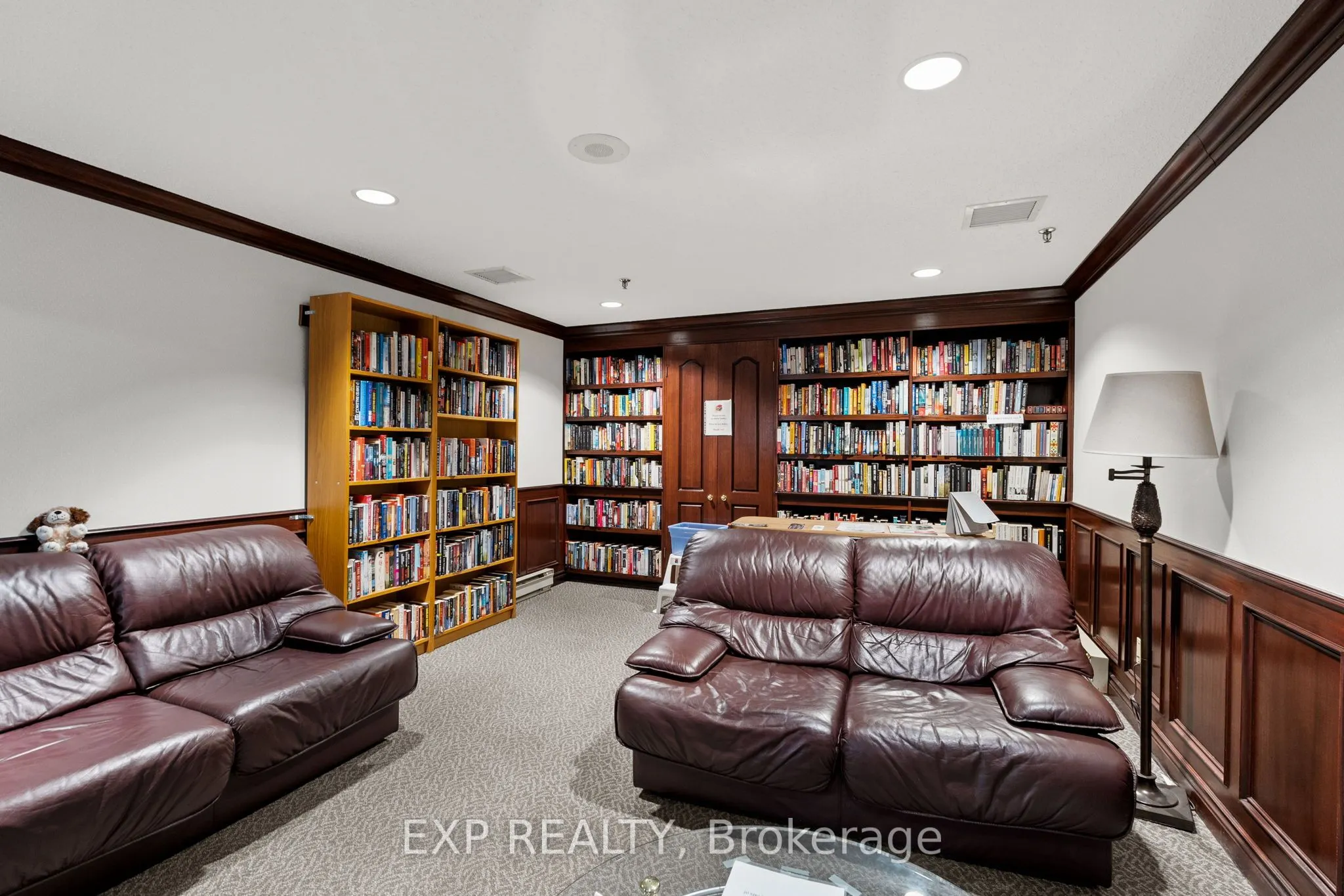 1705 Playfair Drive, #903