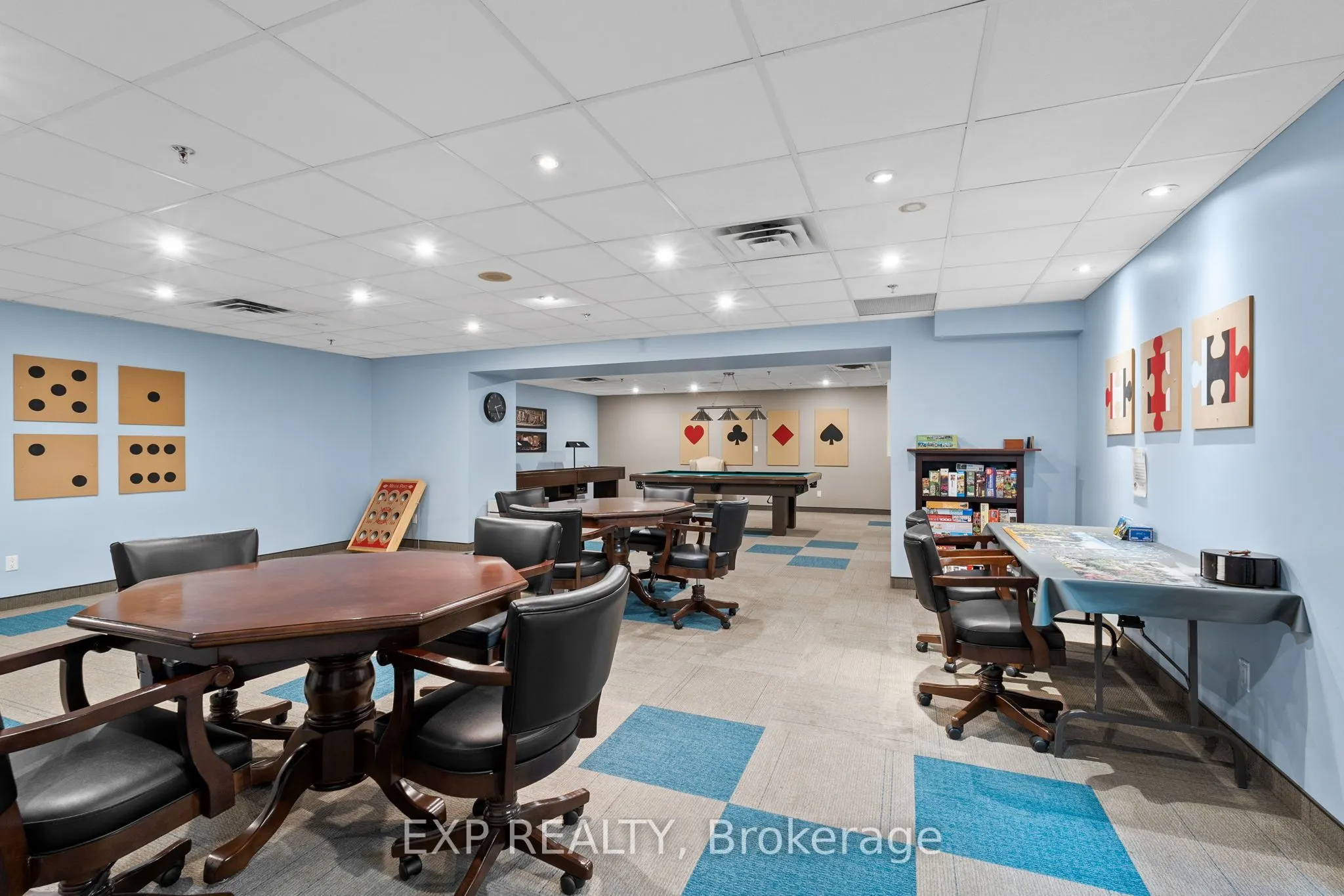 1705 Playfair Drive, #903