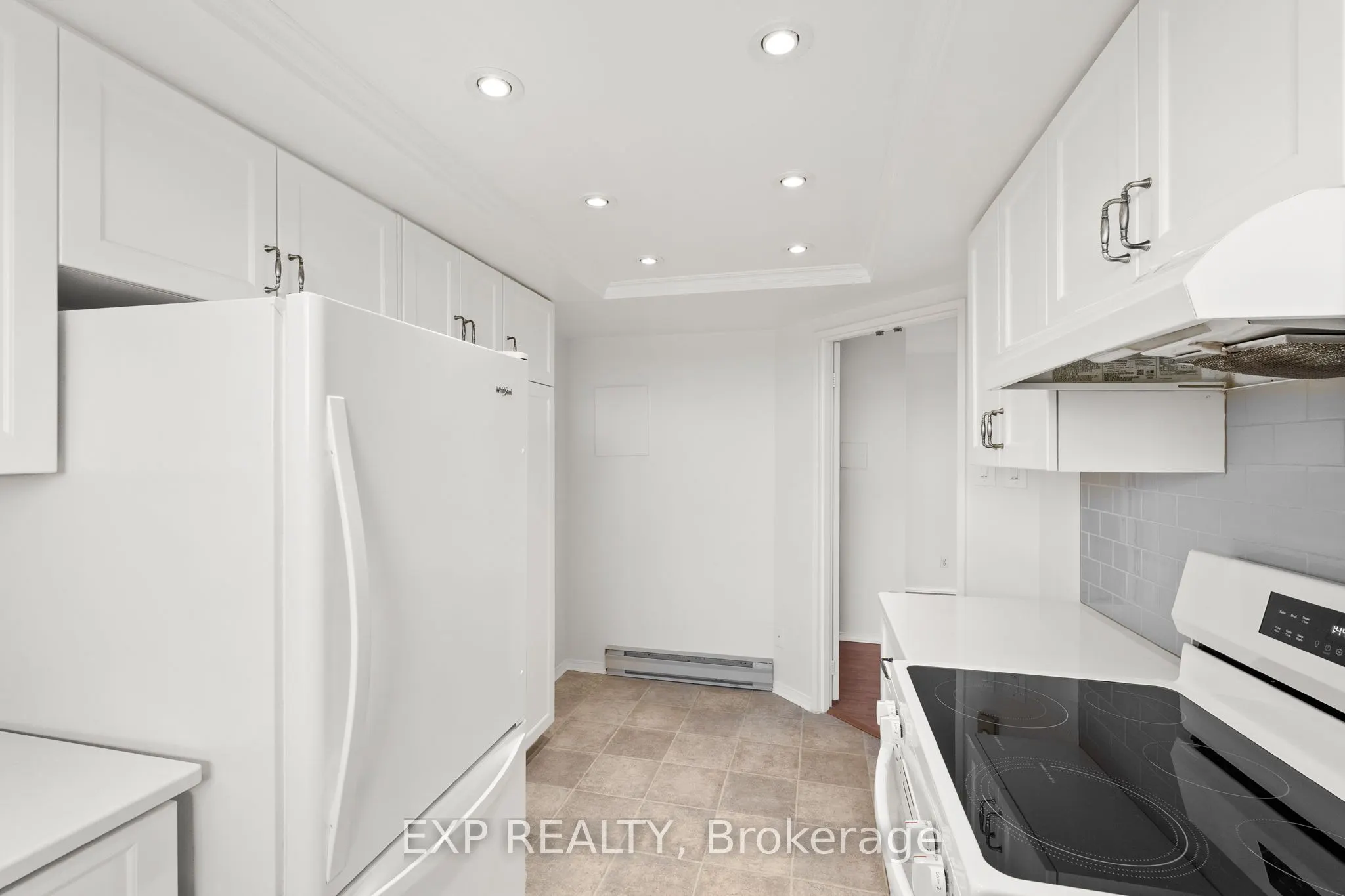 1705 Playfair Drive, #903