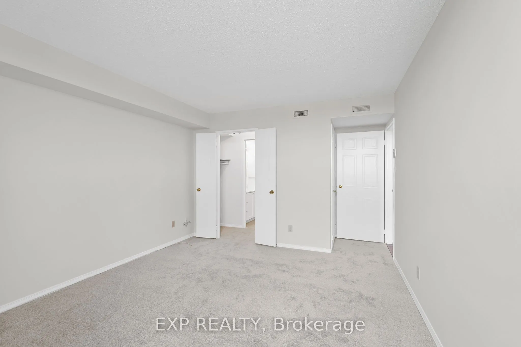 1705 Playfair Drive, #903