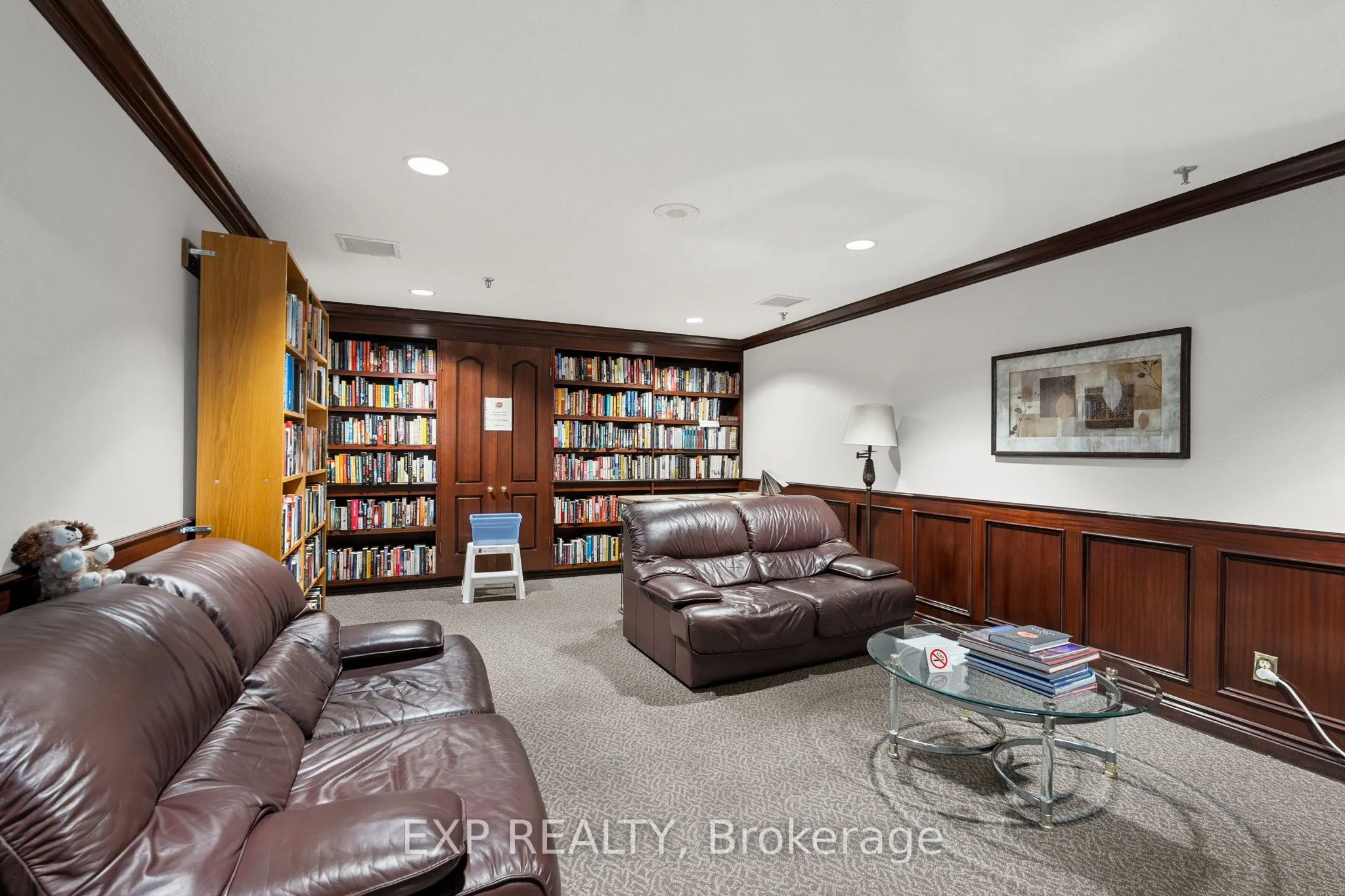 1705 Playfair Drive, #903