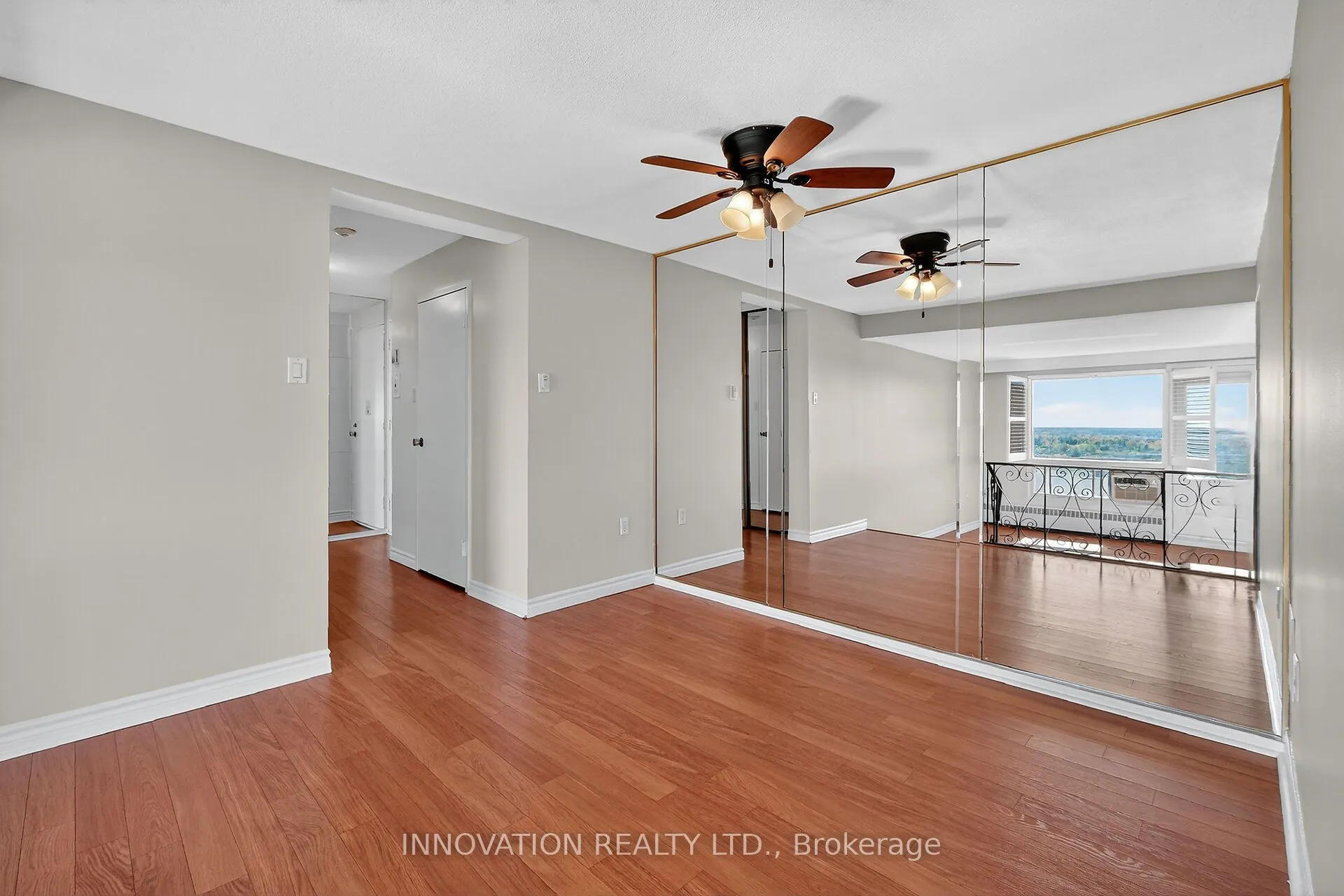 915 Elmsmere Road, #1015
