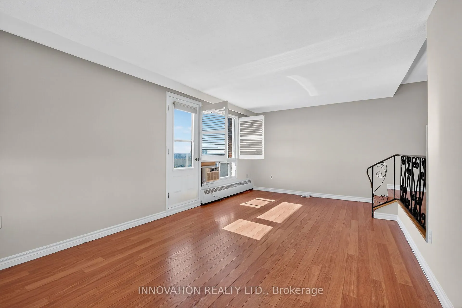 915 Elmsmere Road, #1015