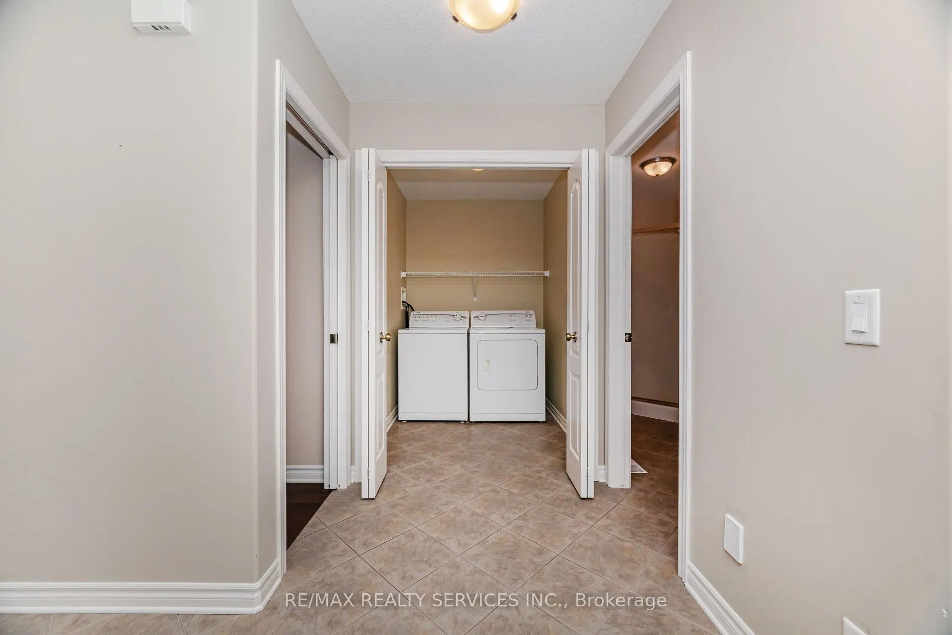43 Rose Glen Crescent, #20