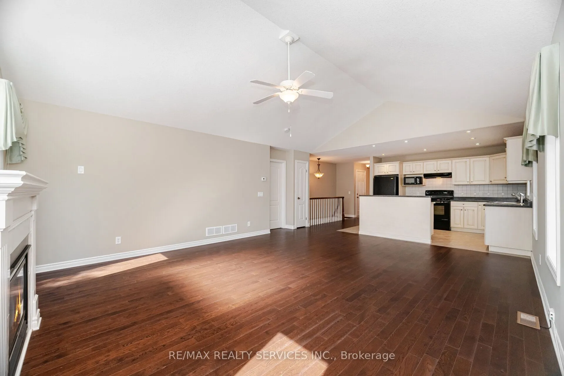 43 Rose Glen Crescent, #20