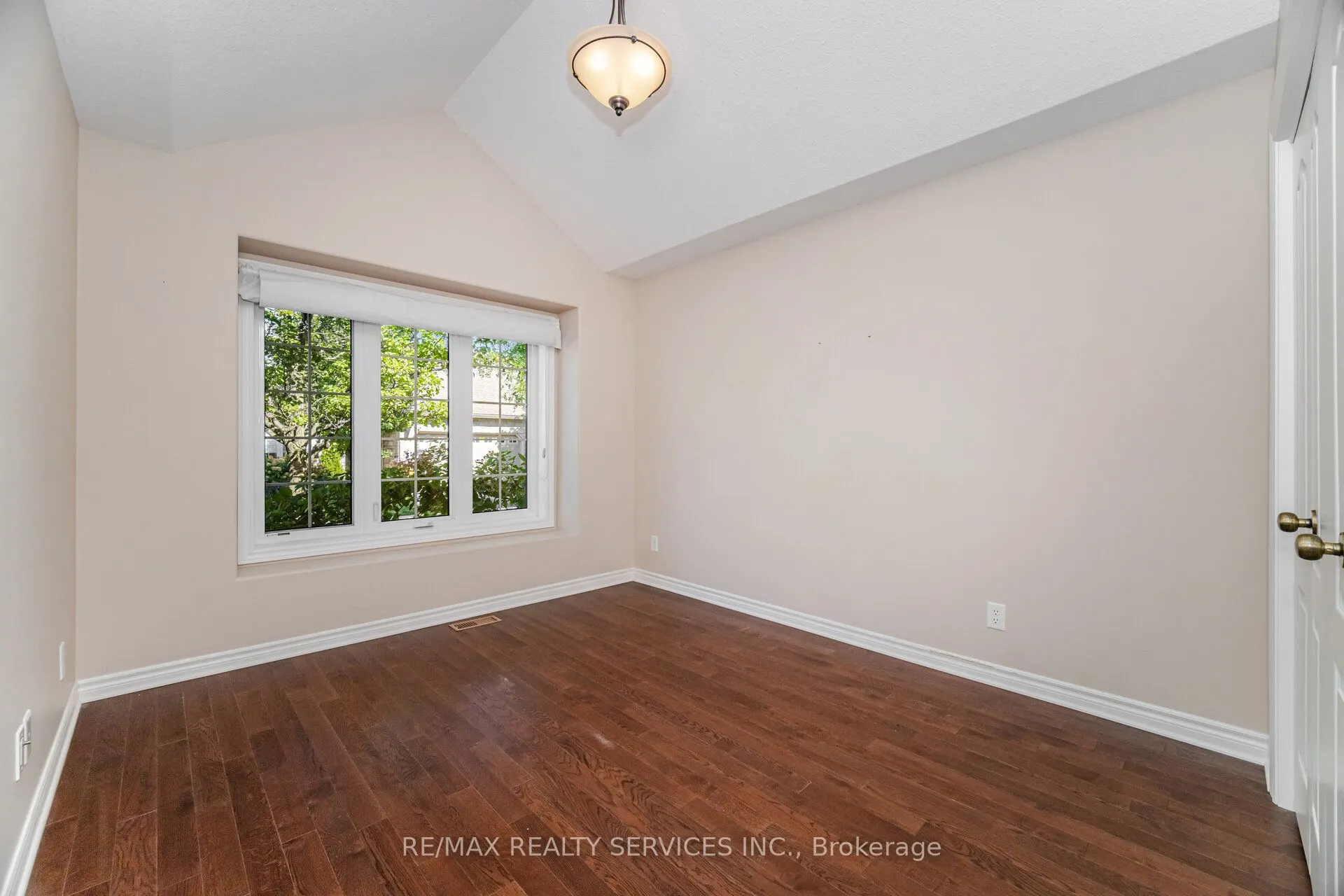 43 Rose Glen Crescent, #20
